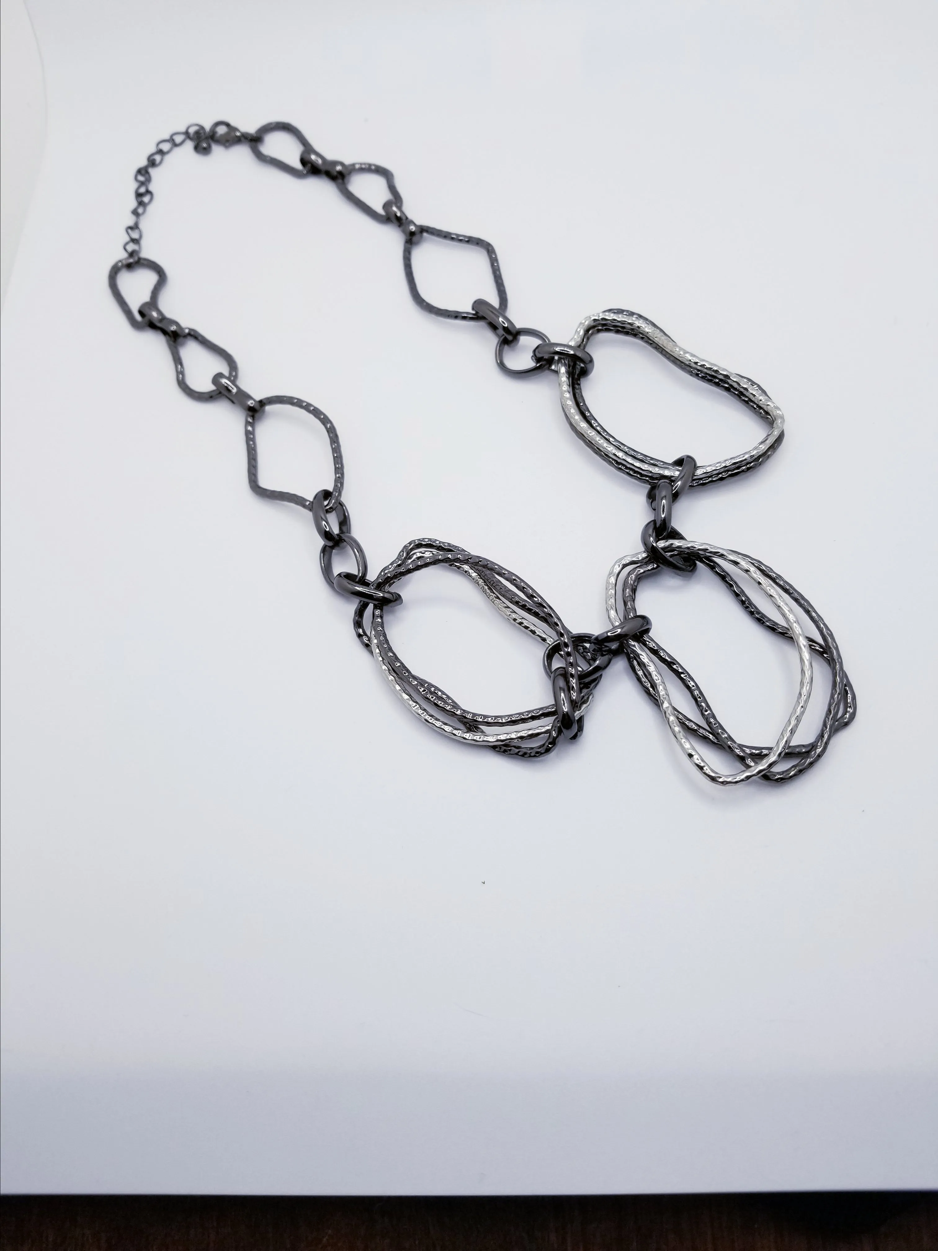 Listing Image Blurred Background