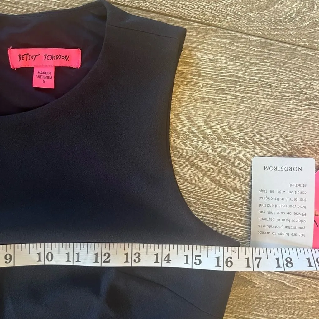 Listing Image Blurred Background