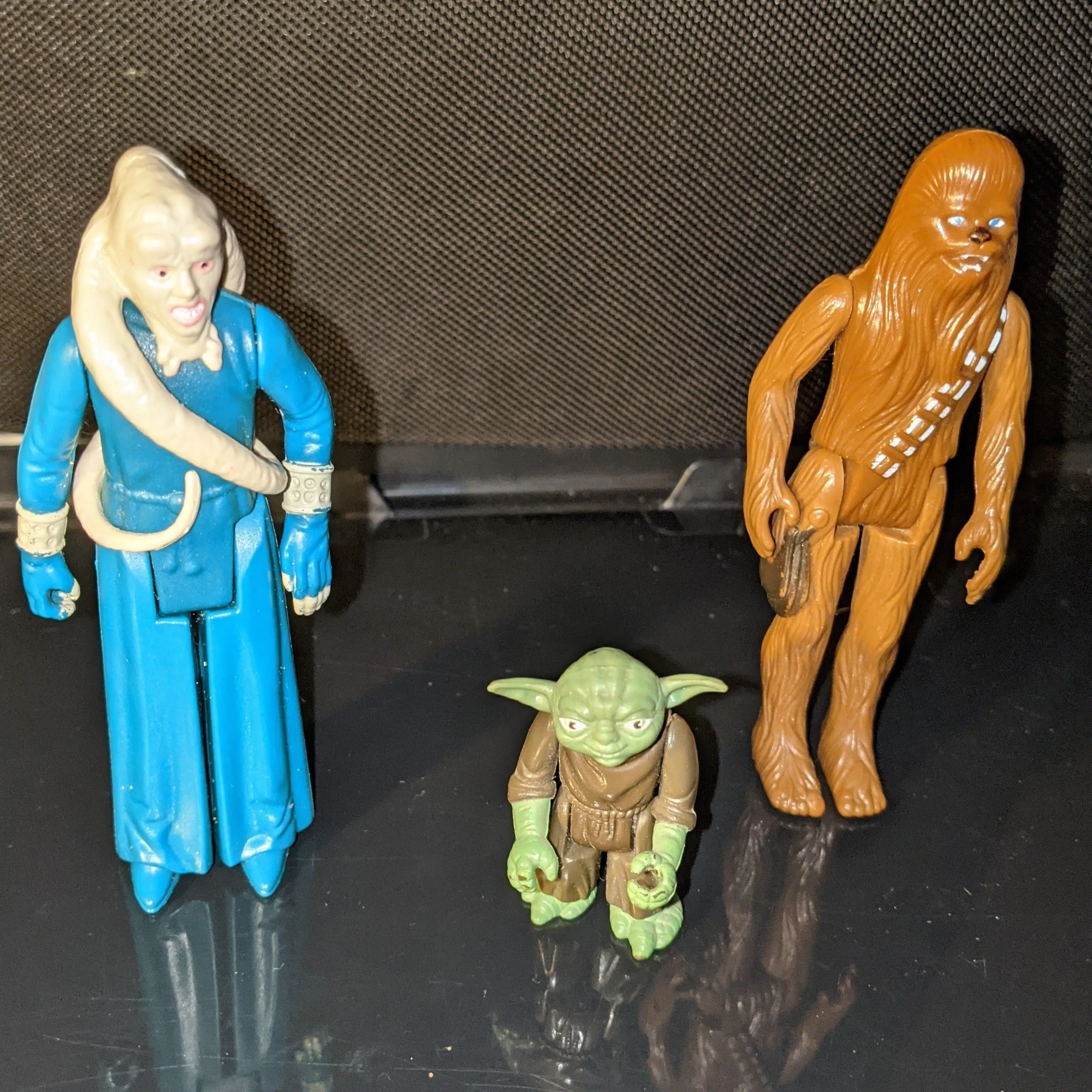 Product image for Star Wars Vintage Original Kenner  Action Figures Lot HTF Yoda Chewbacca And Bob Fortuna