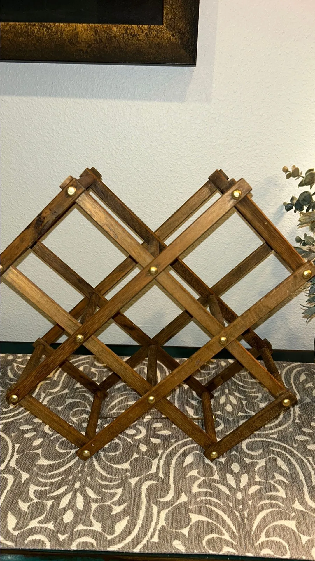 Product image for 584. Wood wine rack