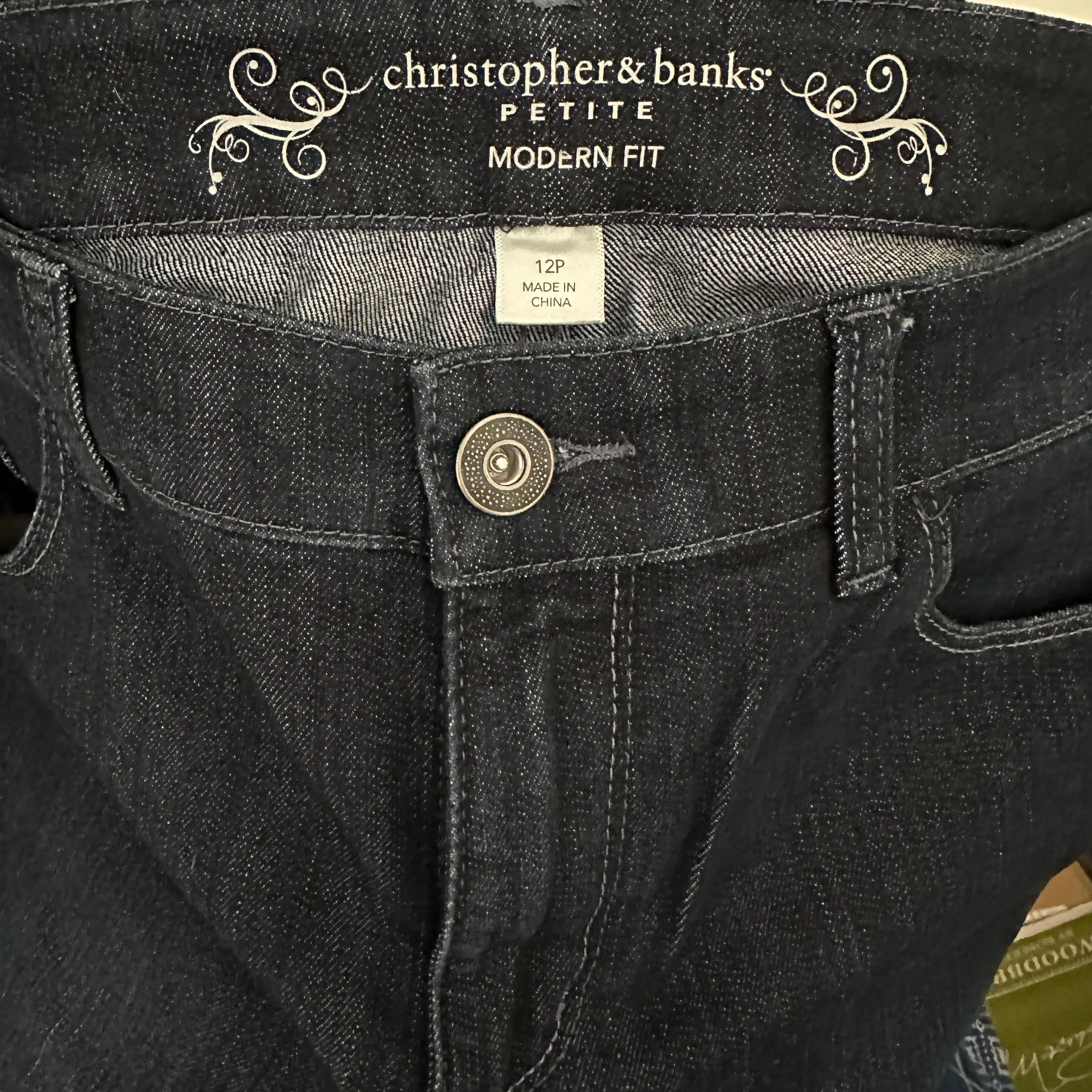 Product image for Jeans Christopher & Banks 12P Petite Modern Fit Dark Wash
