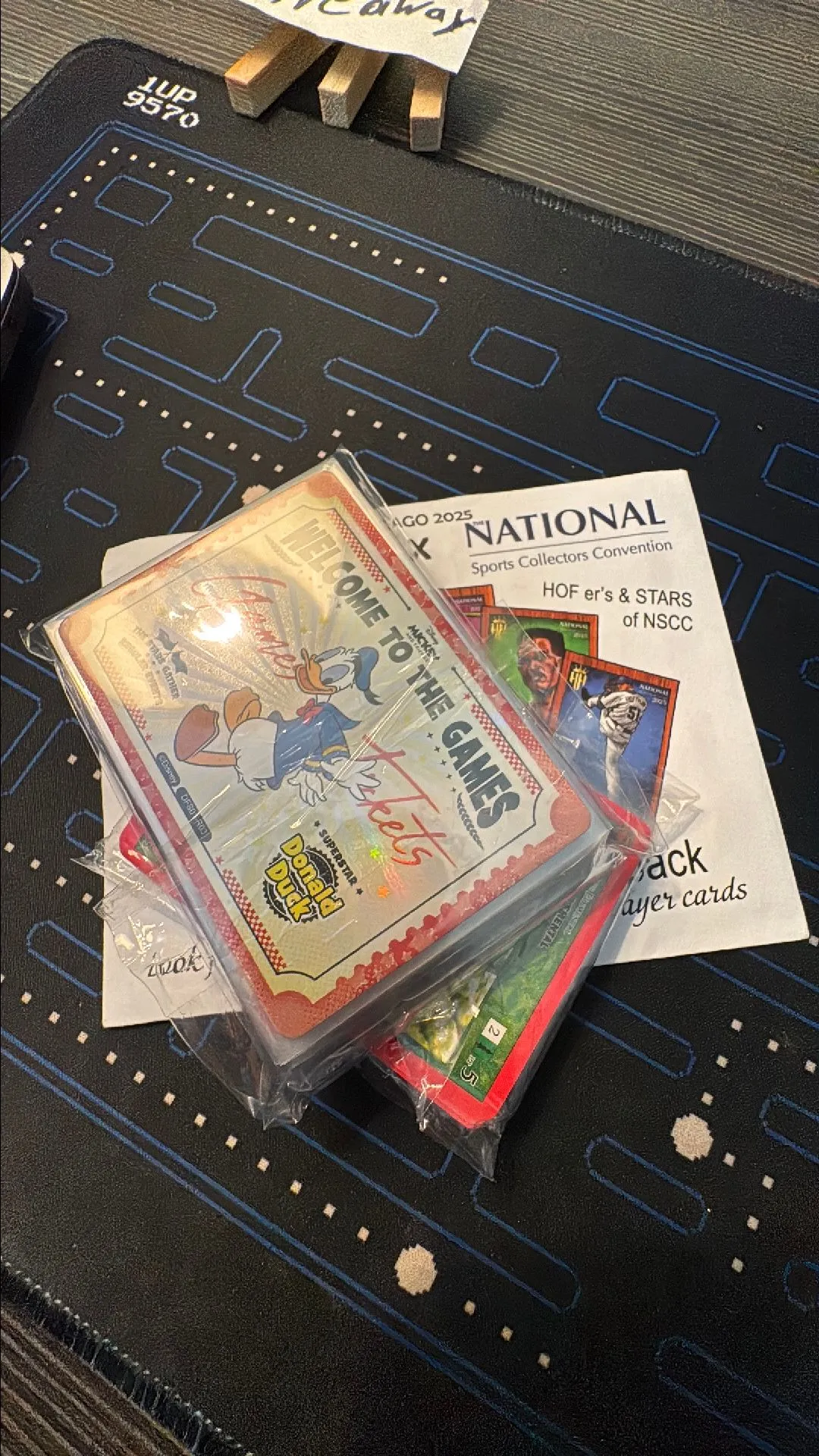 Product image for Random assortment of cards from different sets of different packs