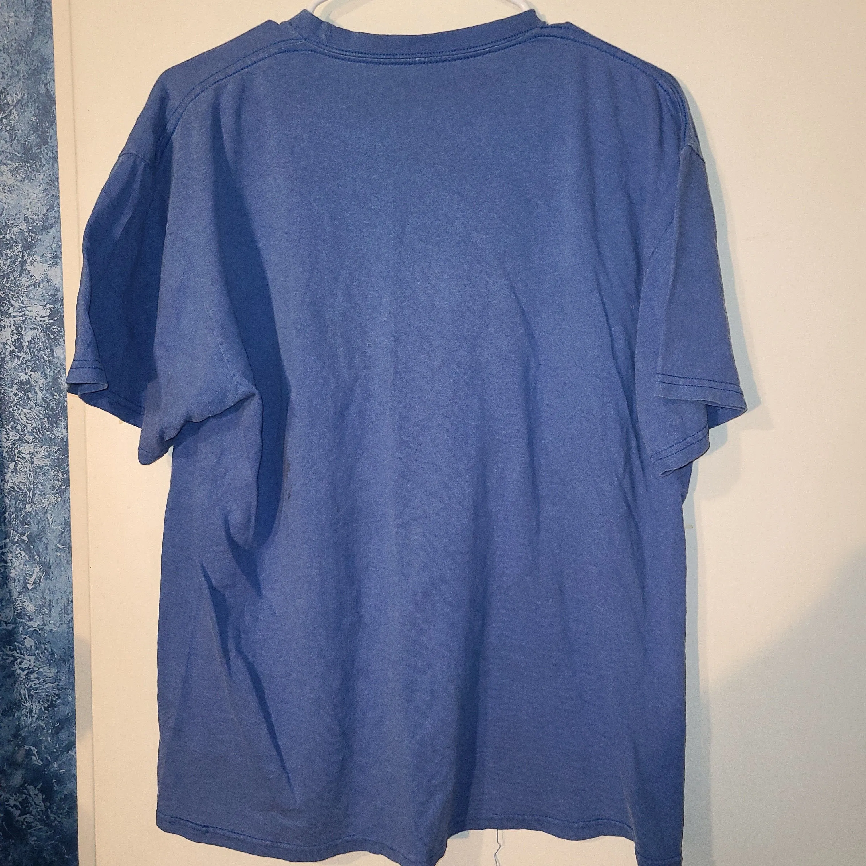 Listing Image Blurred Background