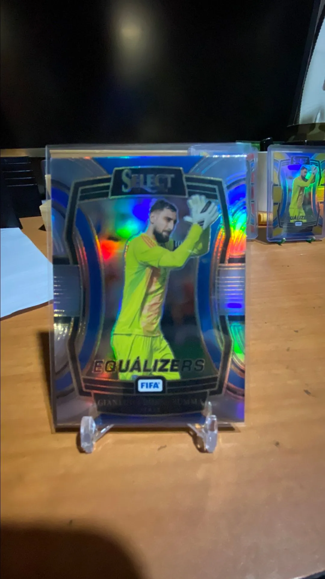 Product image for 23/24 Select FIFA soccer Gianluigi Donnarumma