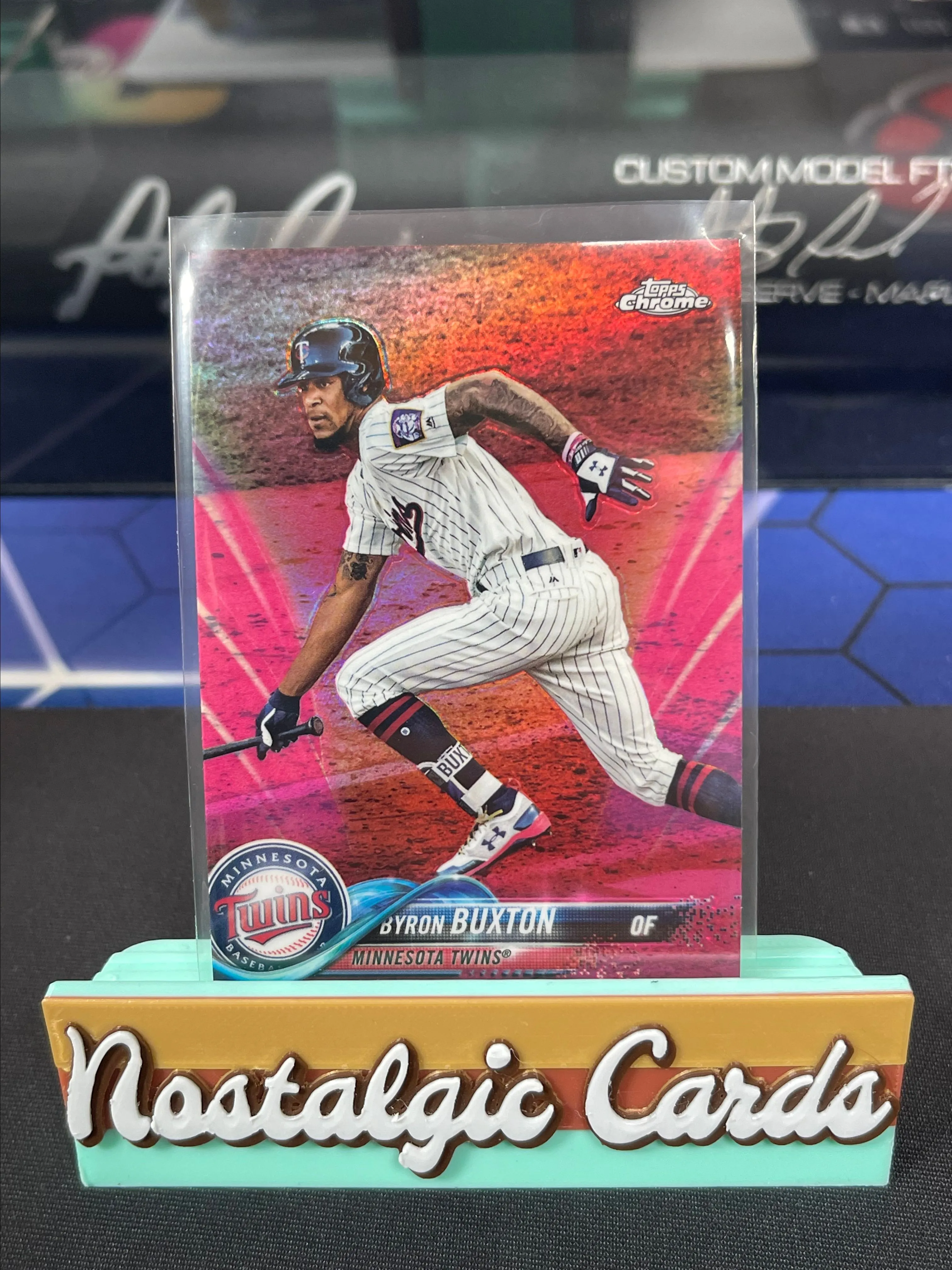 Product image for Byron Buxton 2018 Topps Chrome <Pink Refractor> MIN Twins