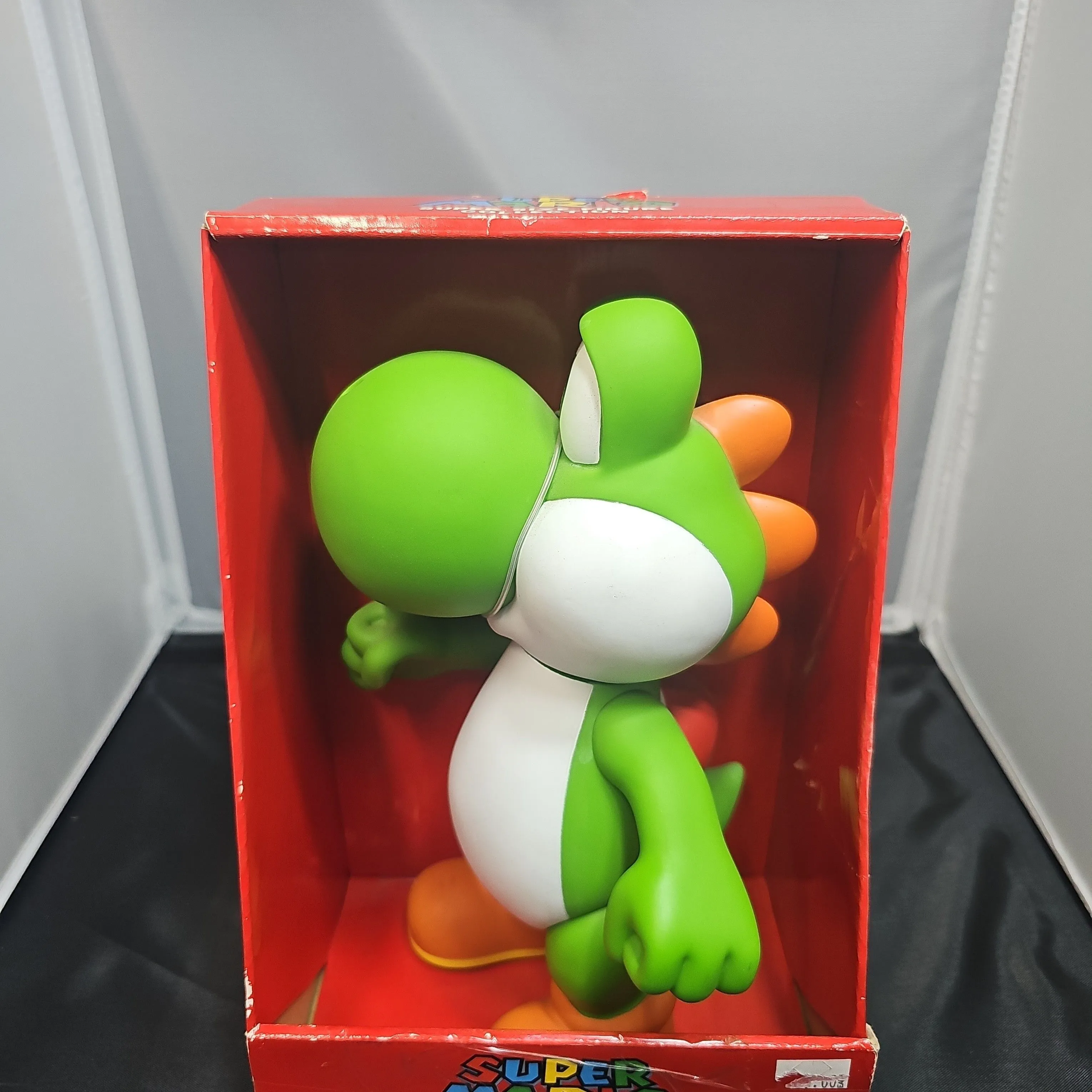 Listing Image Blurred Background