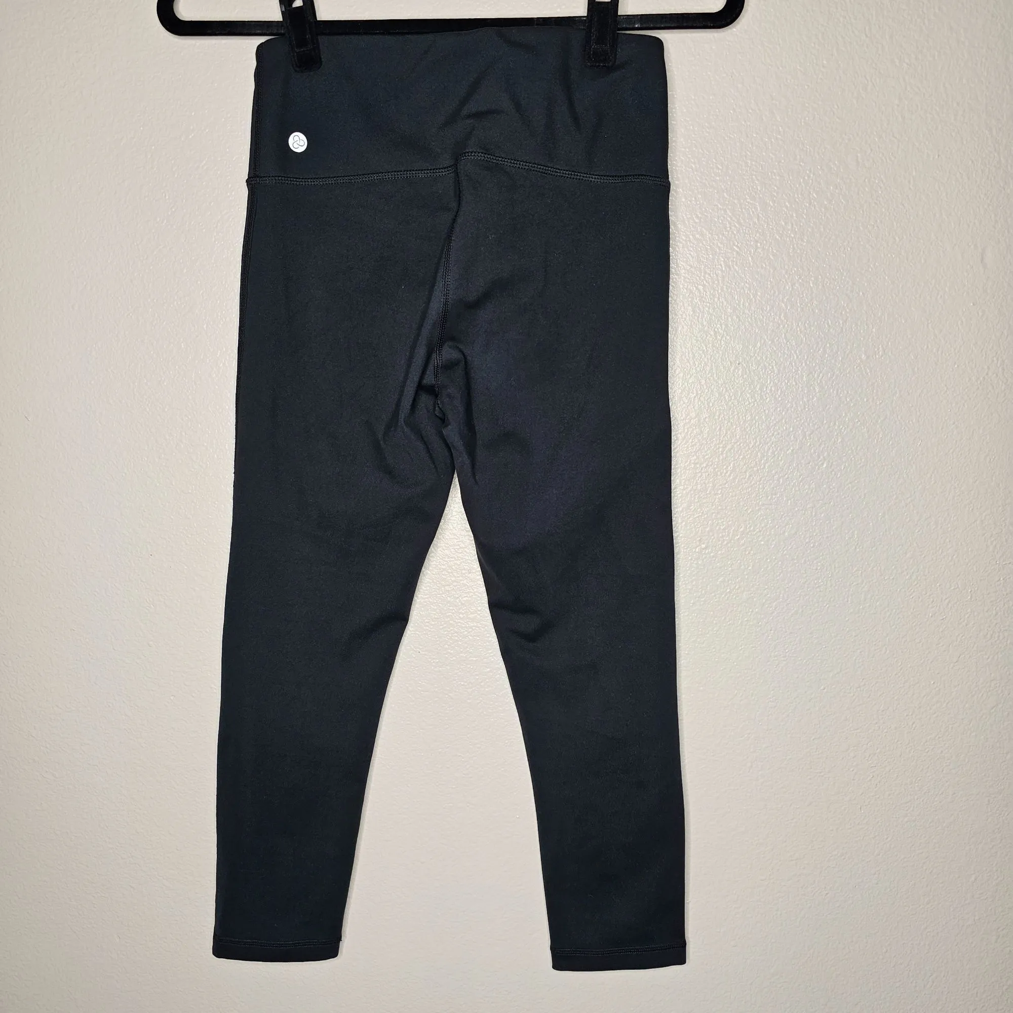 Listing Image Blurred Background