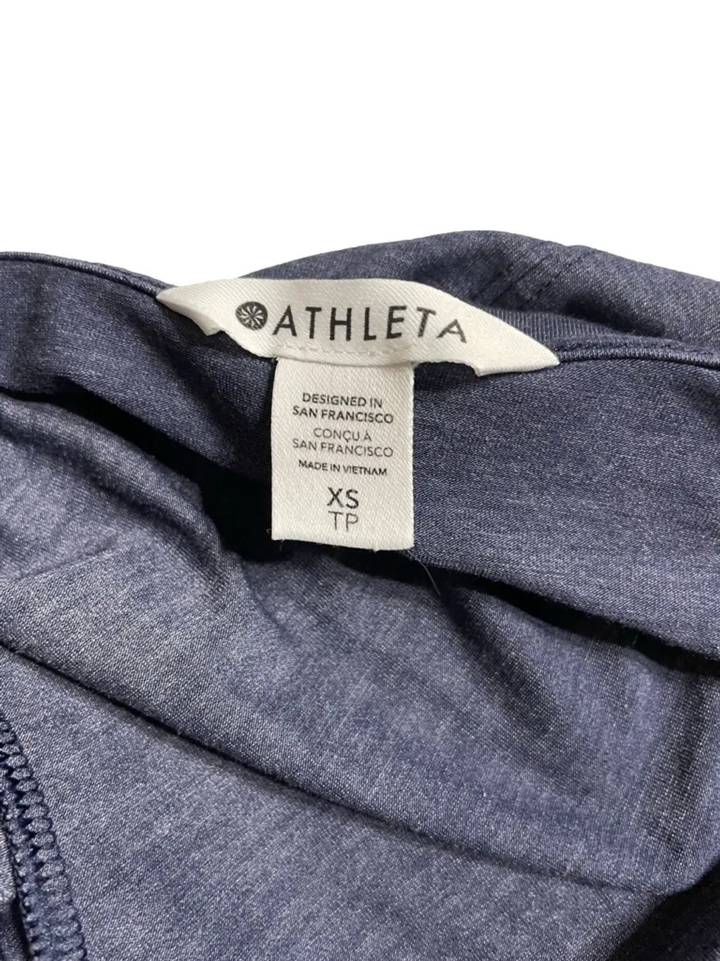 Listing Image Blurred Background