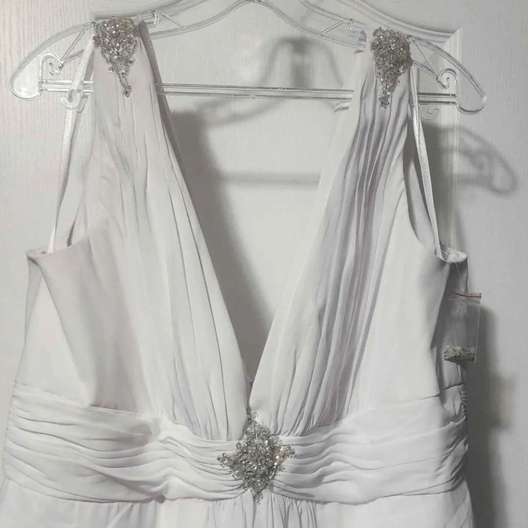 Product image for brand new wedding dress