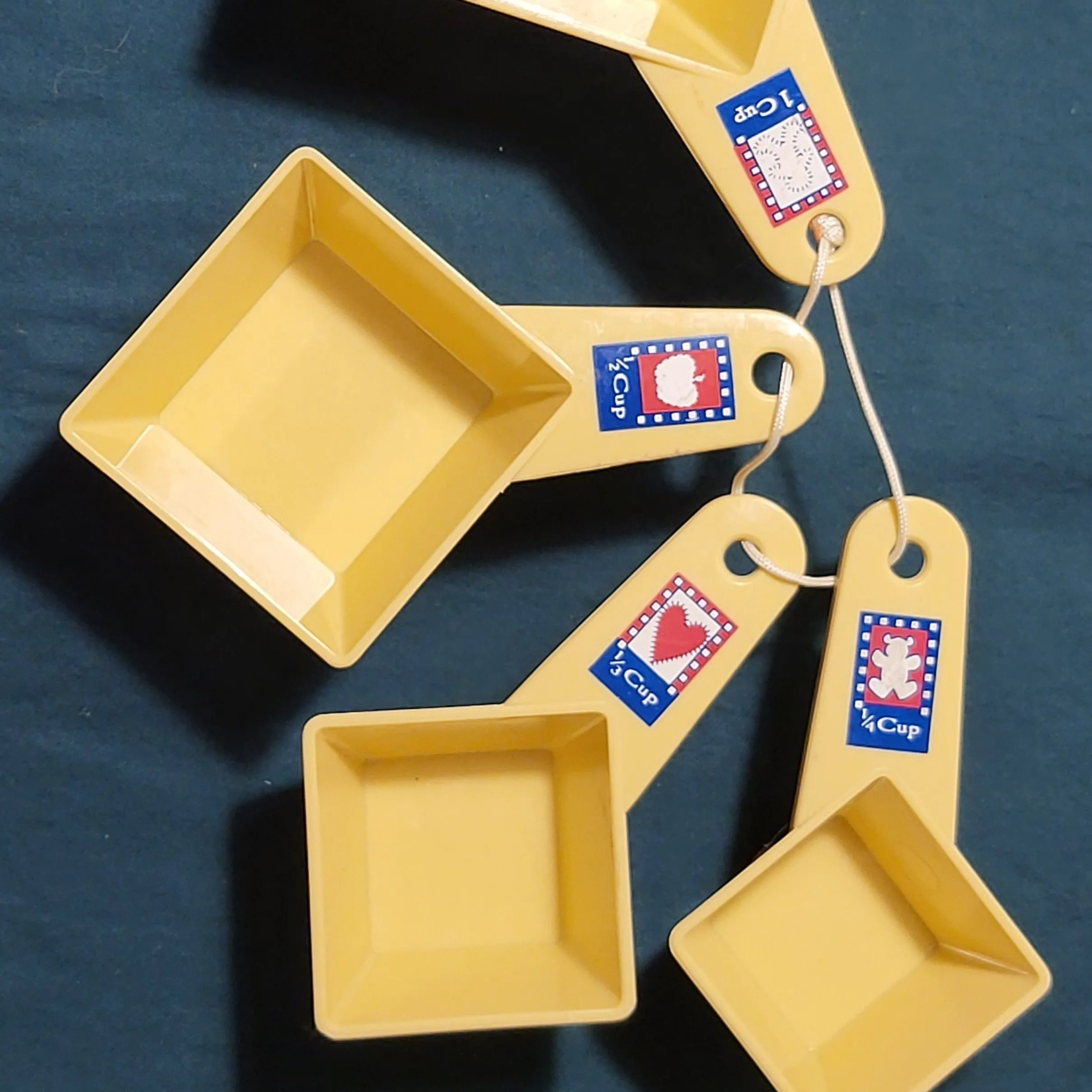 Product image for cookie cutter measuring cups