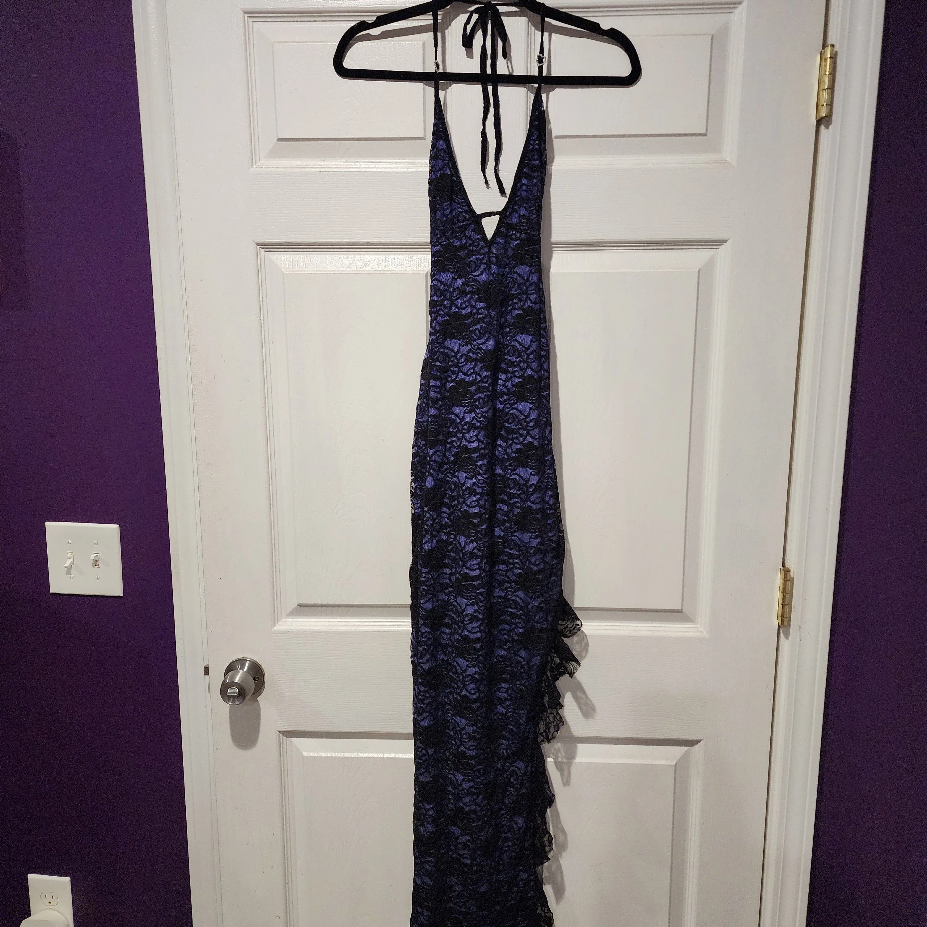 Listing Image Blurred Background