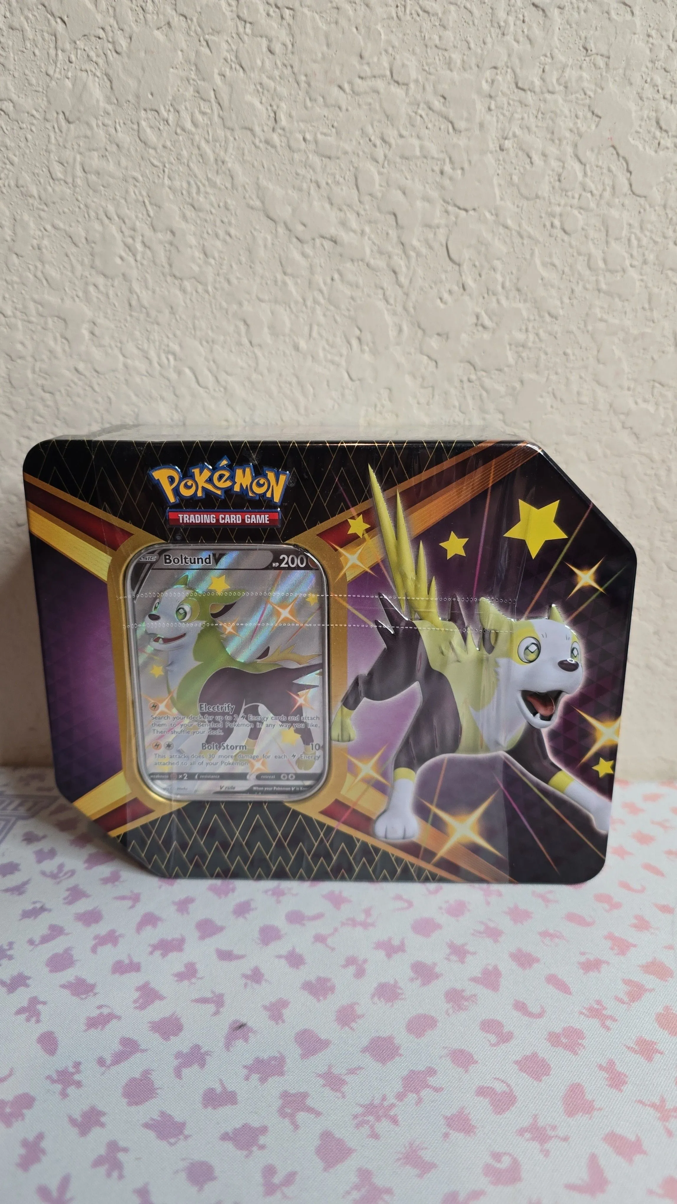 Product image for Pokemon Shining Fates Tin - Boltund V