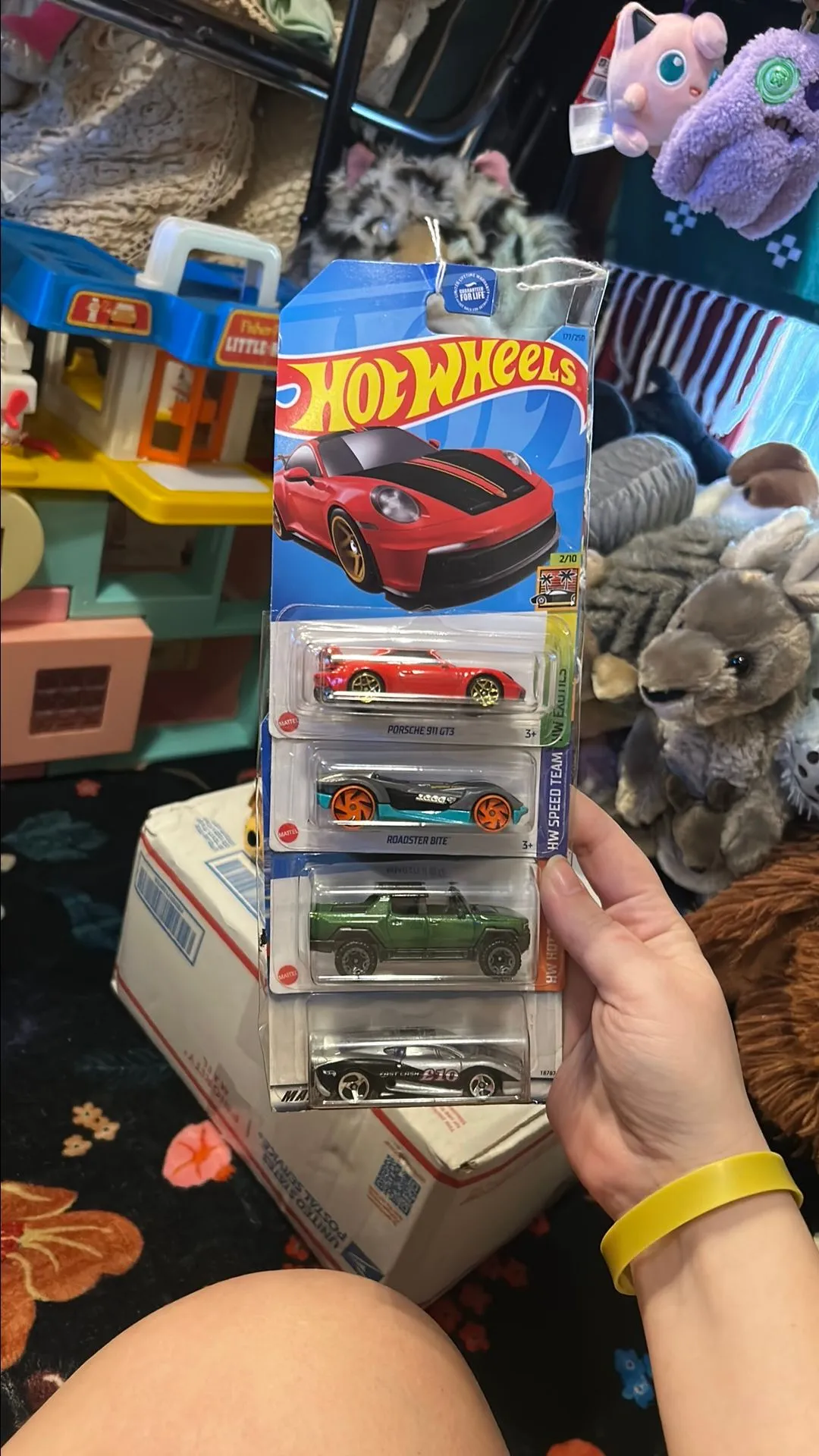 d646a7d8-e246-461b-a870-c6539cf181e6