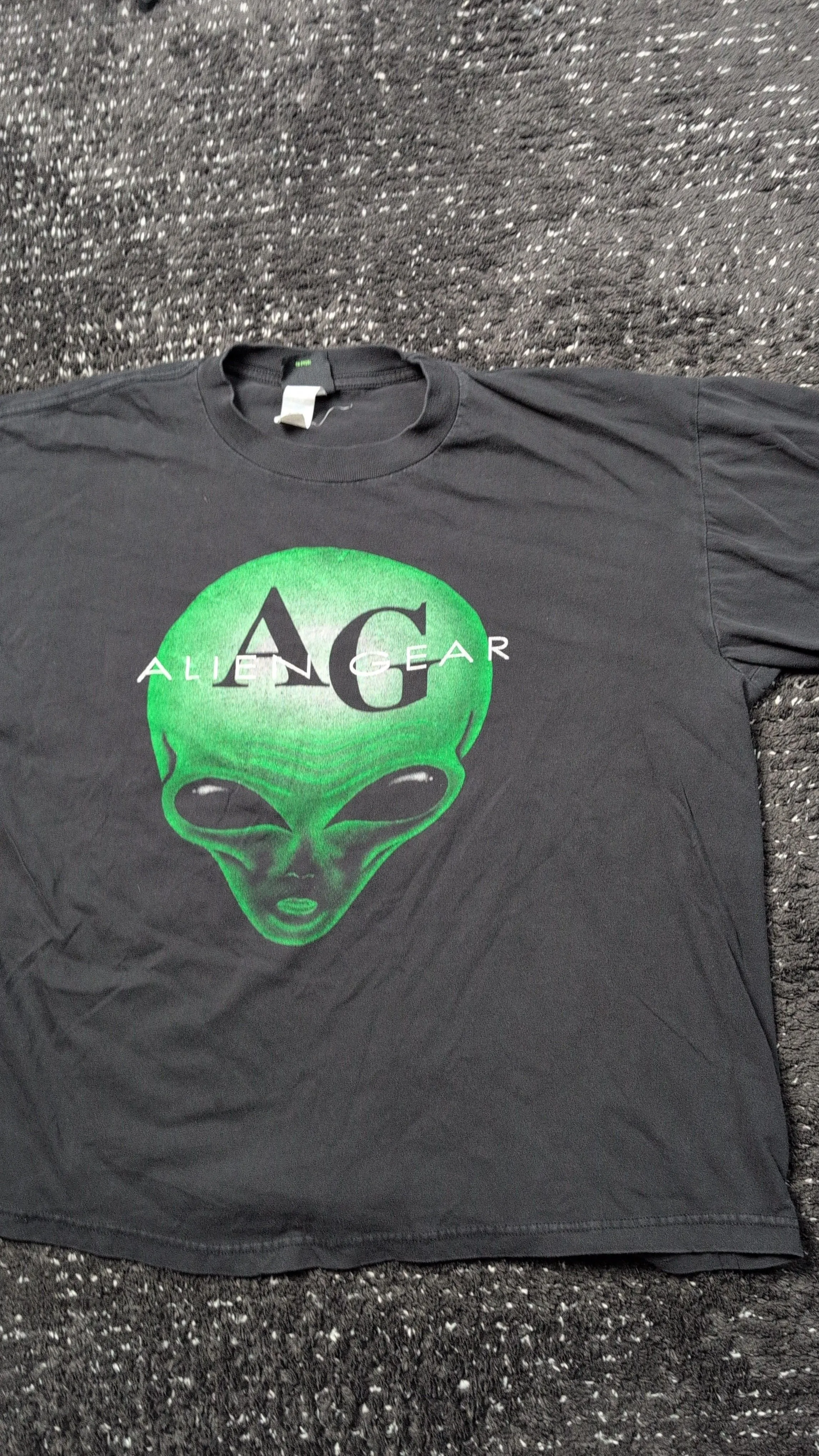 Product image for Vintage 90s Alien Gear 👽 Shirt XL