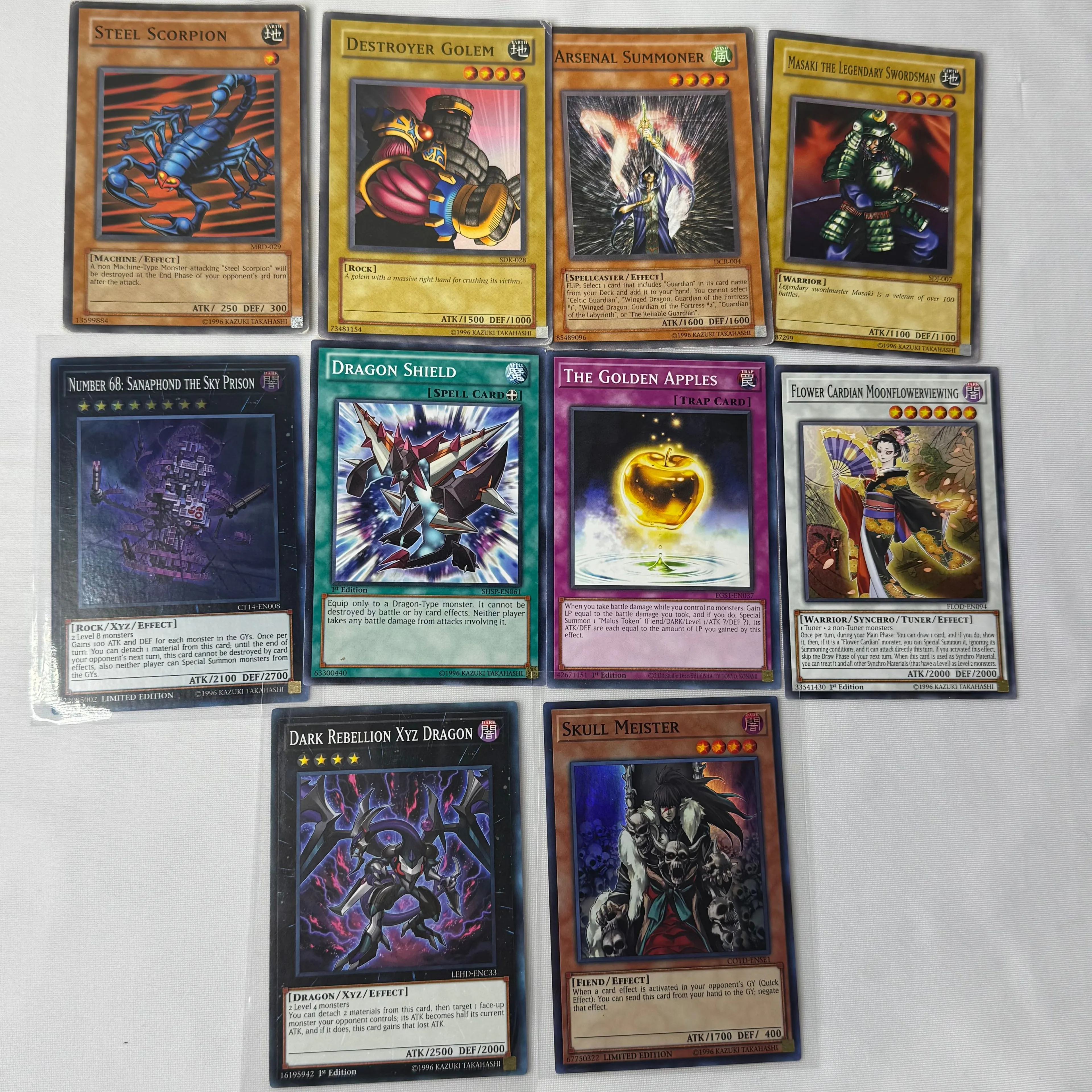 Product image for 12. Yu-Gi-Oh card lot (10 cards)