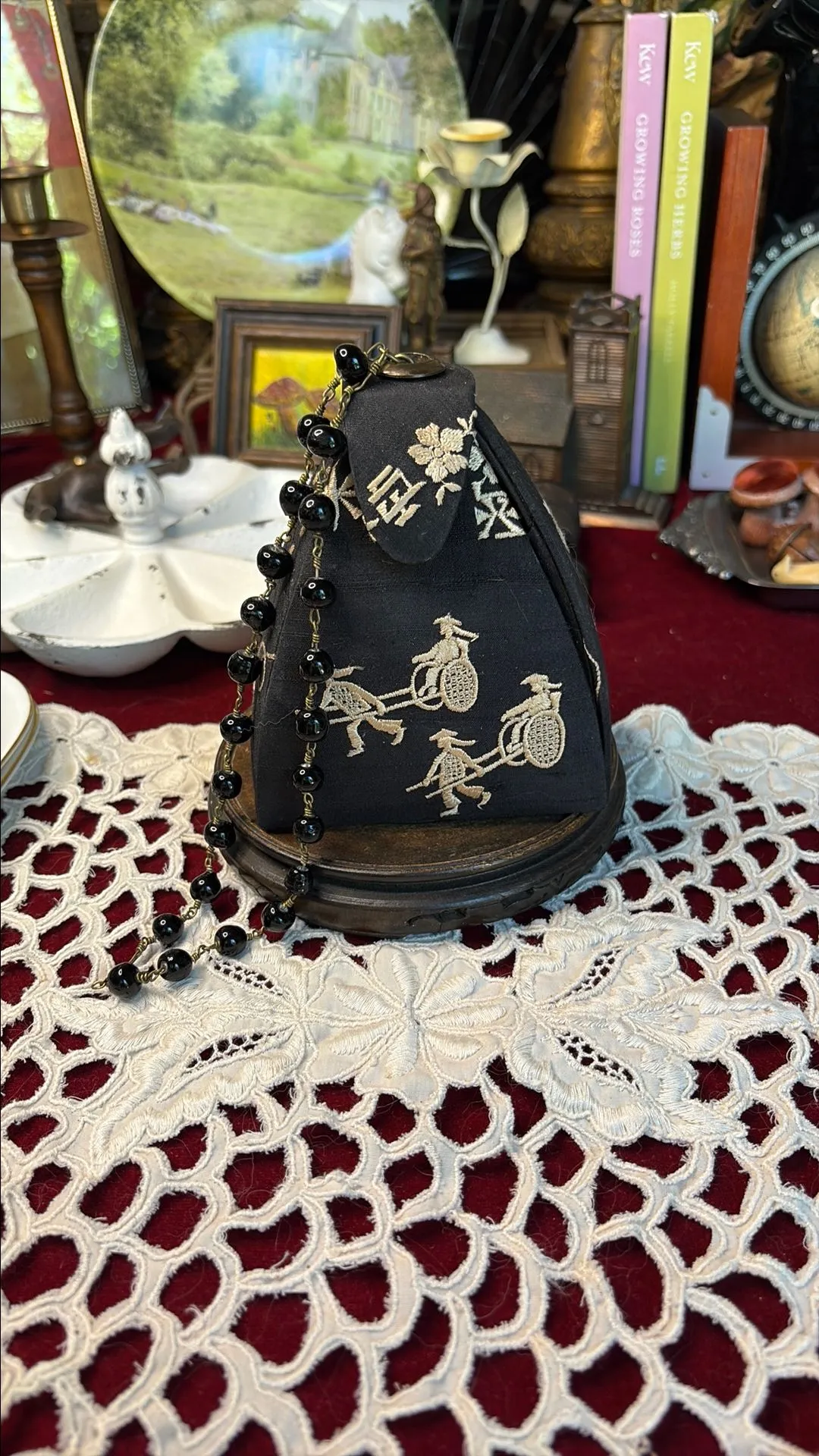 Product image for 1920s silk Purse
