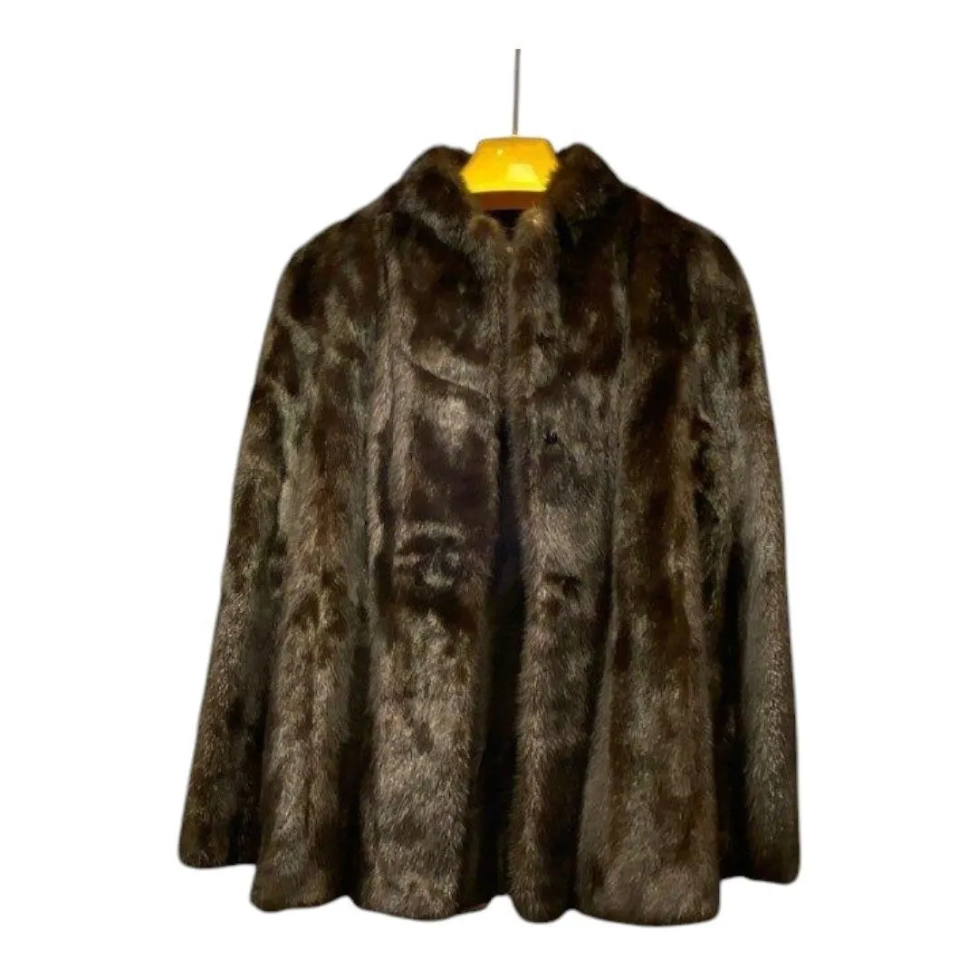 Listing Image Blurred Background