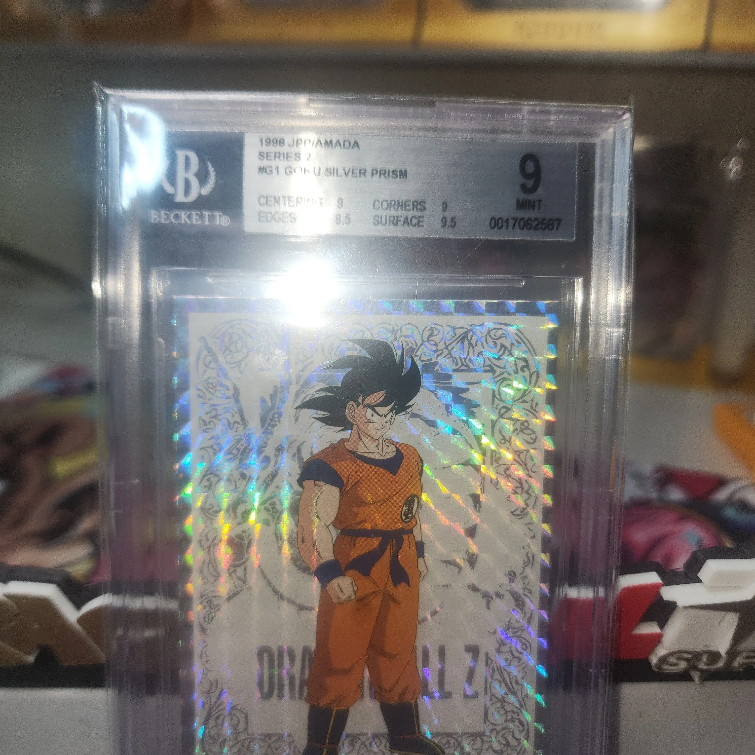 Product image for 1998 Dragon ball Z Amada  Son goku Prizm POP 1
