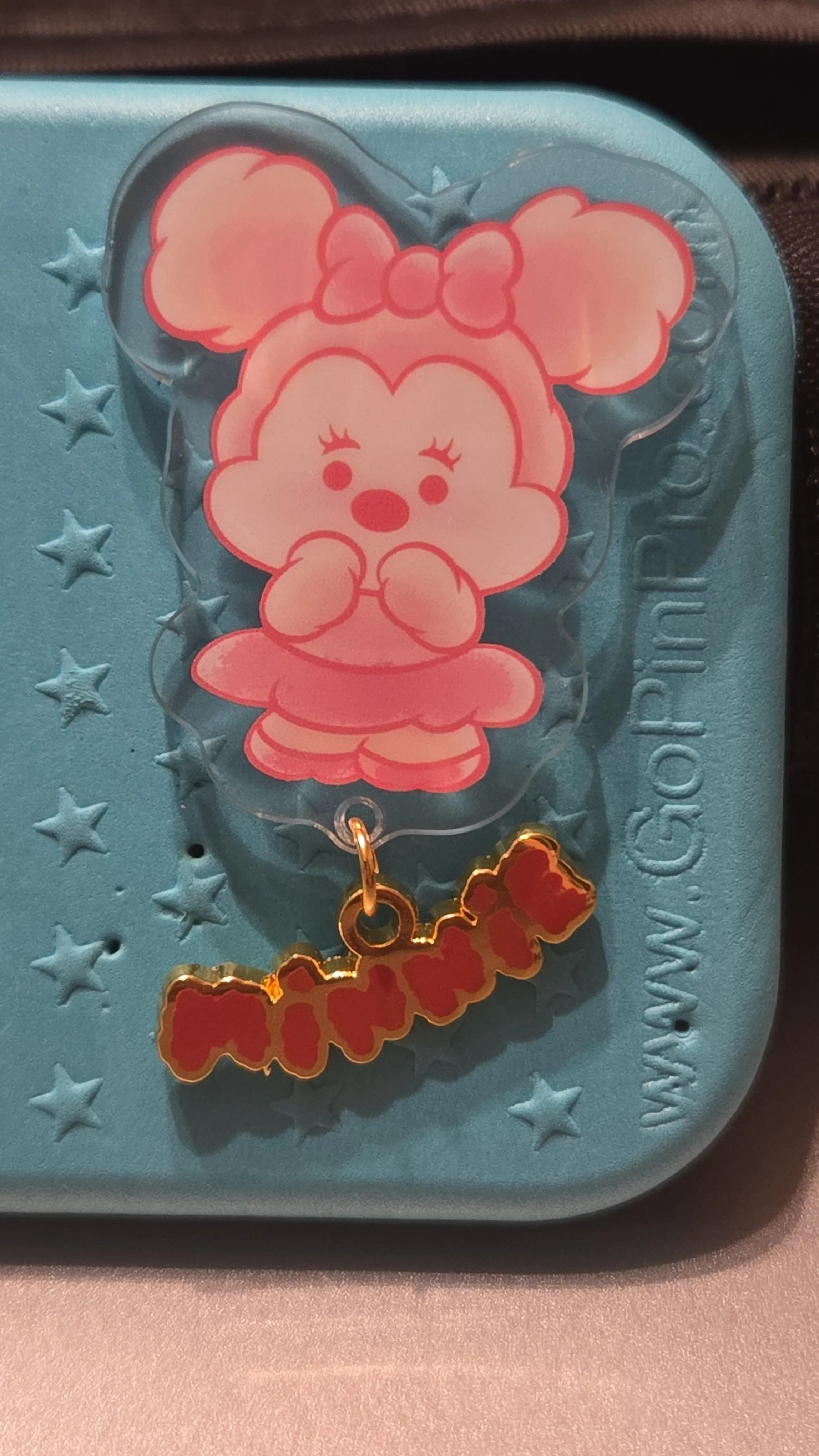 d8bd6d6d-ffaa-45eb-9941-33f0ab4a49c1
