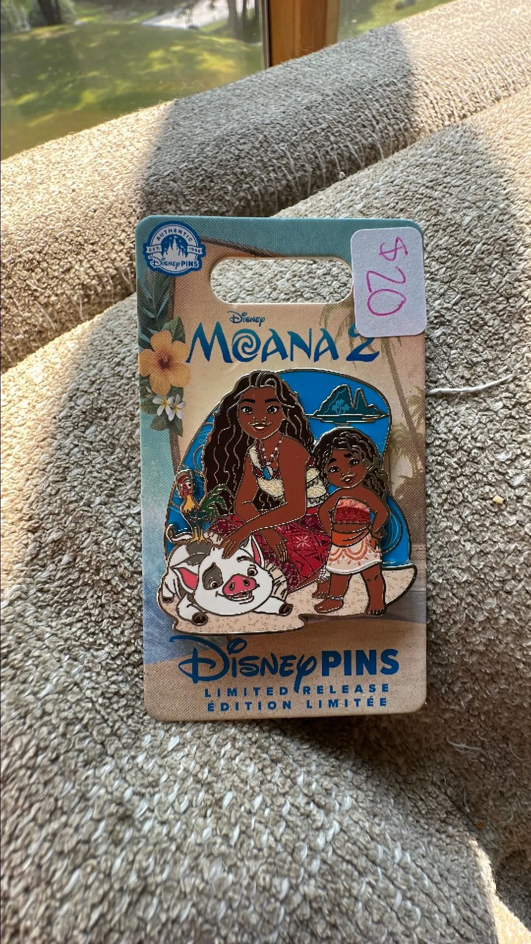 Product image for Moana 2 Pin, Pua HeiHei Pin