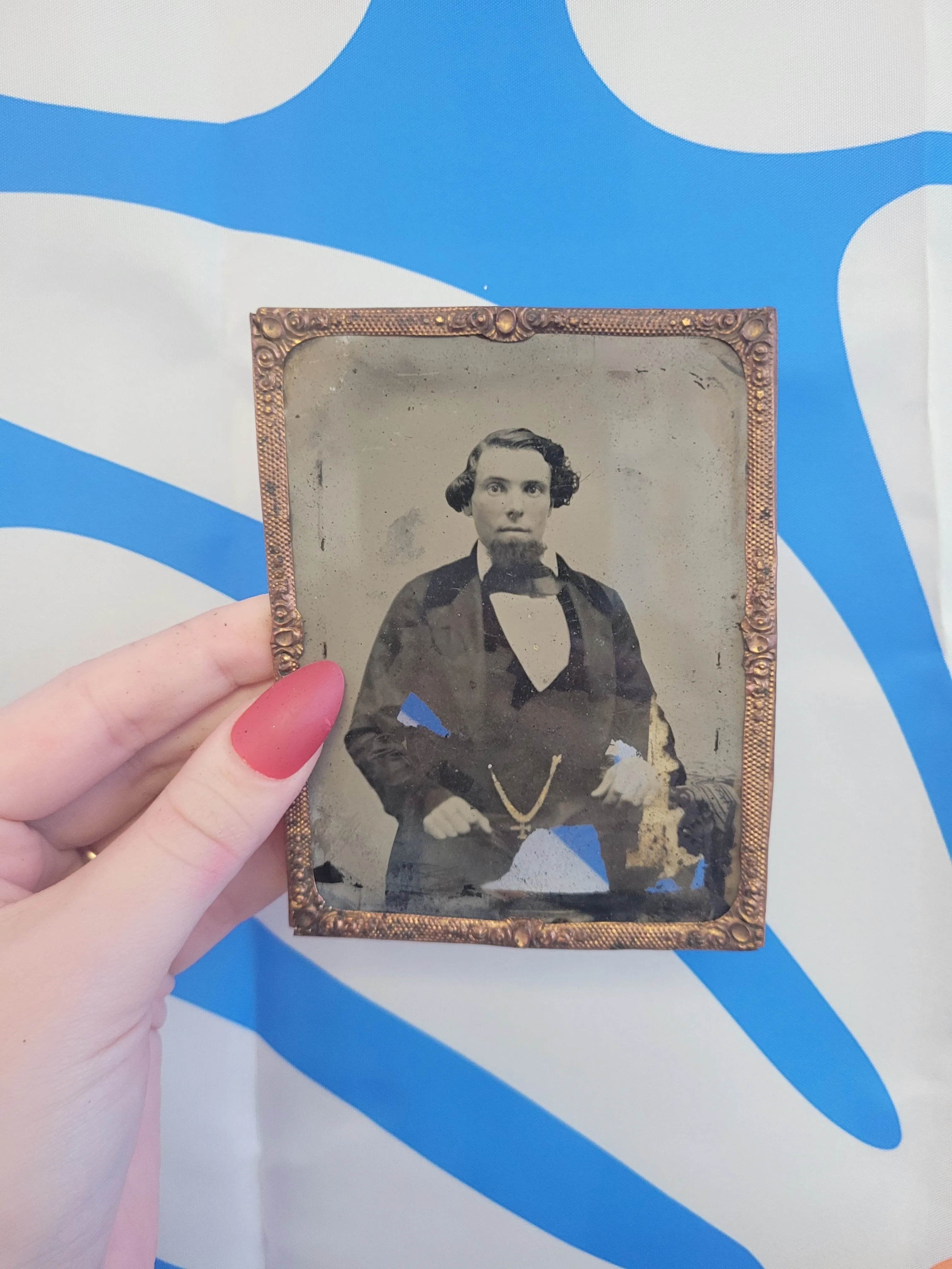 Product image for 15. Ambrotype DAMAGED