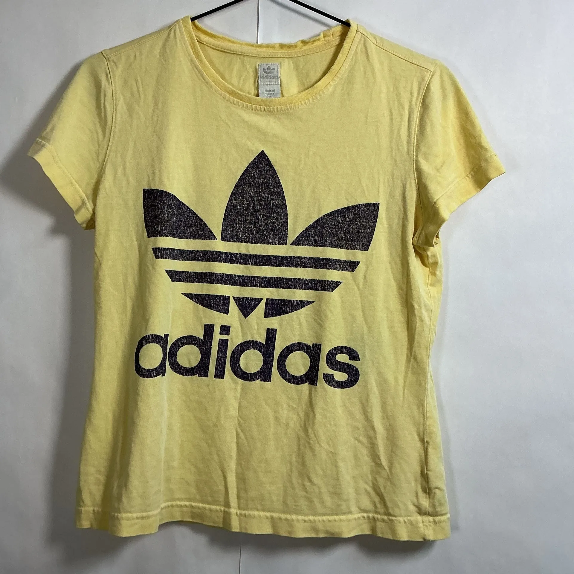d9322a0a-2c81-45bd-9ff1-60b0a4b2f2d9