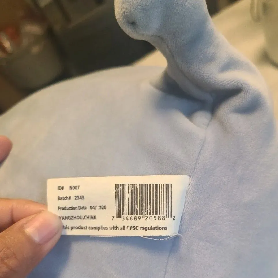 Listing Image Blurred Background