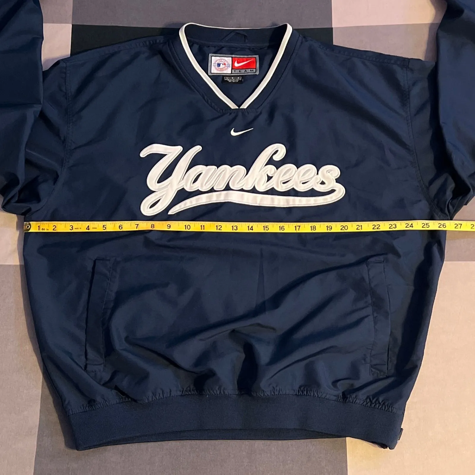 yankees nike windbreaker