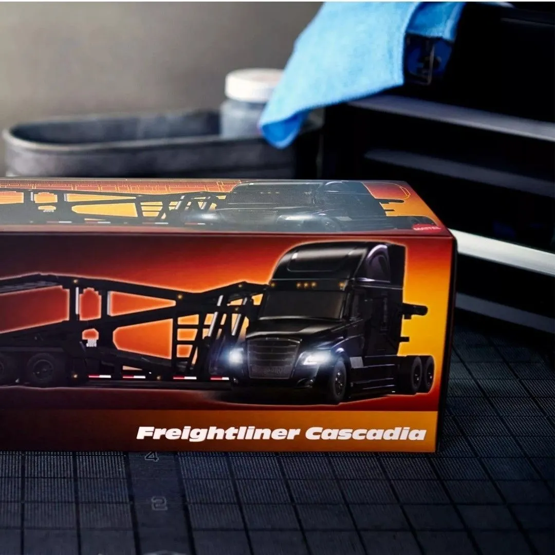 Product image for Hot Wheels Elite 64 Freightliner Cascadia Car Hauler 