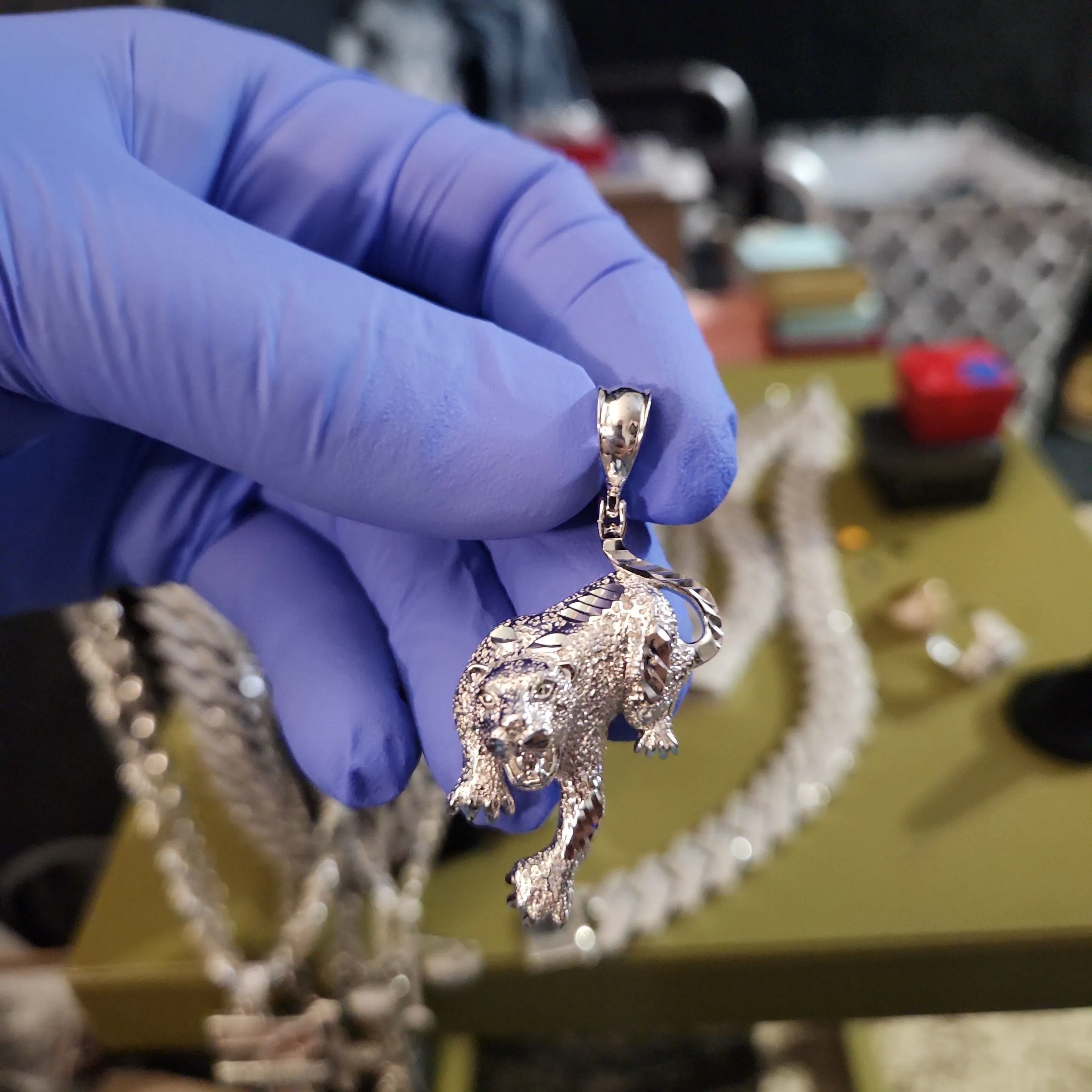Product image for .925 sterling silver diamond cut tiger pendant