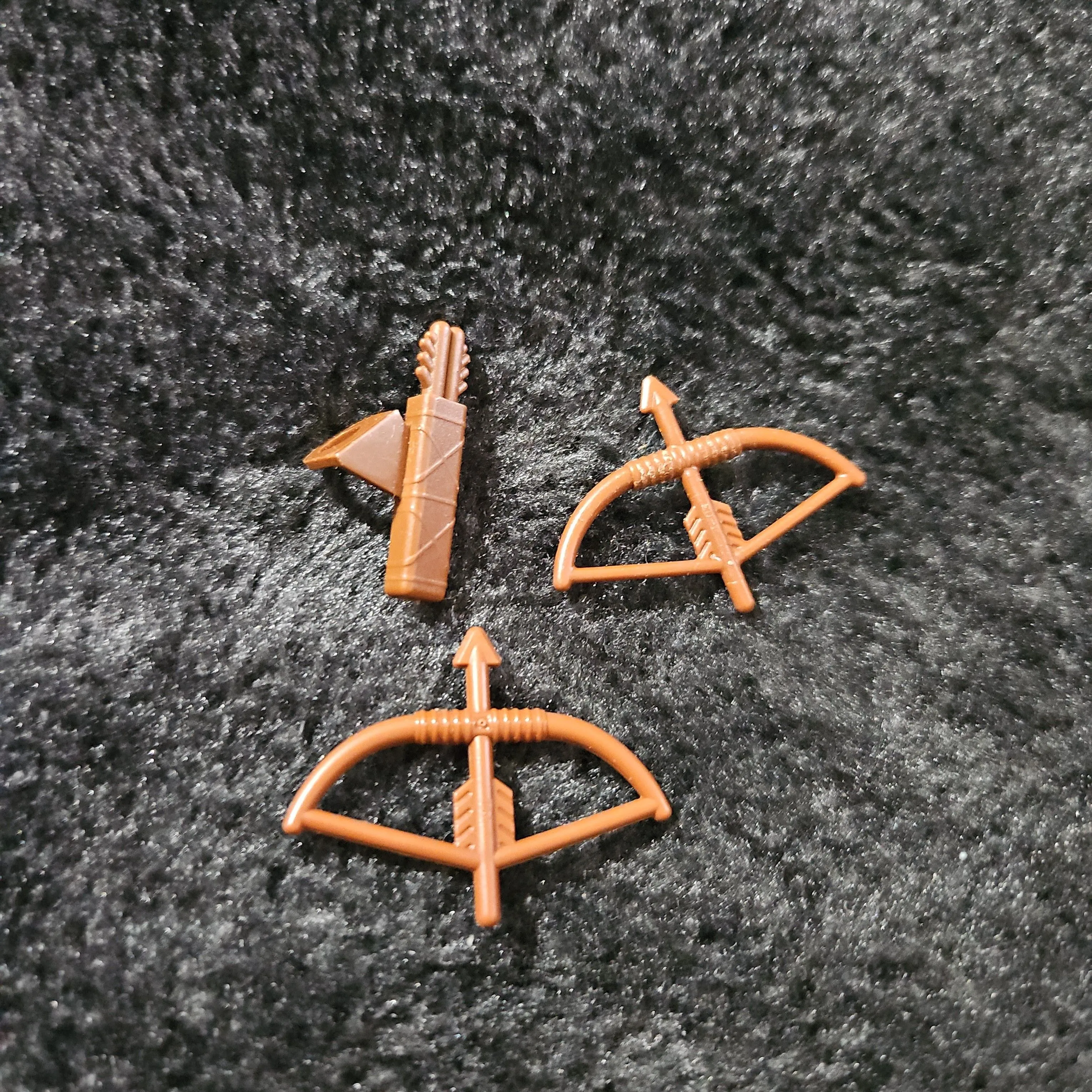 Product image for Castle Bow x 2 and 1 Quiver , Lego Weapon
