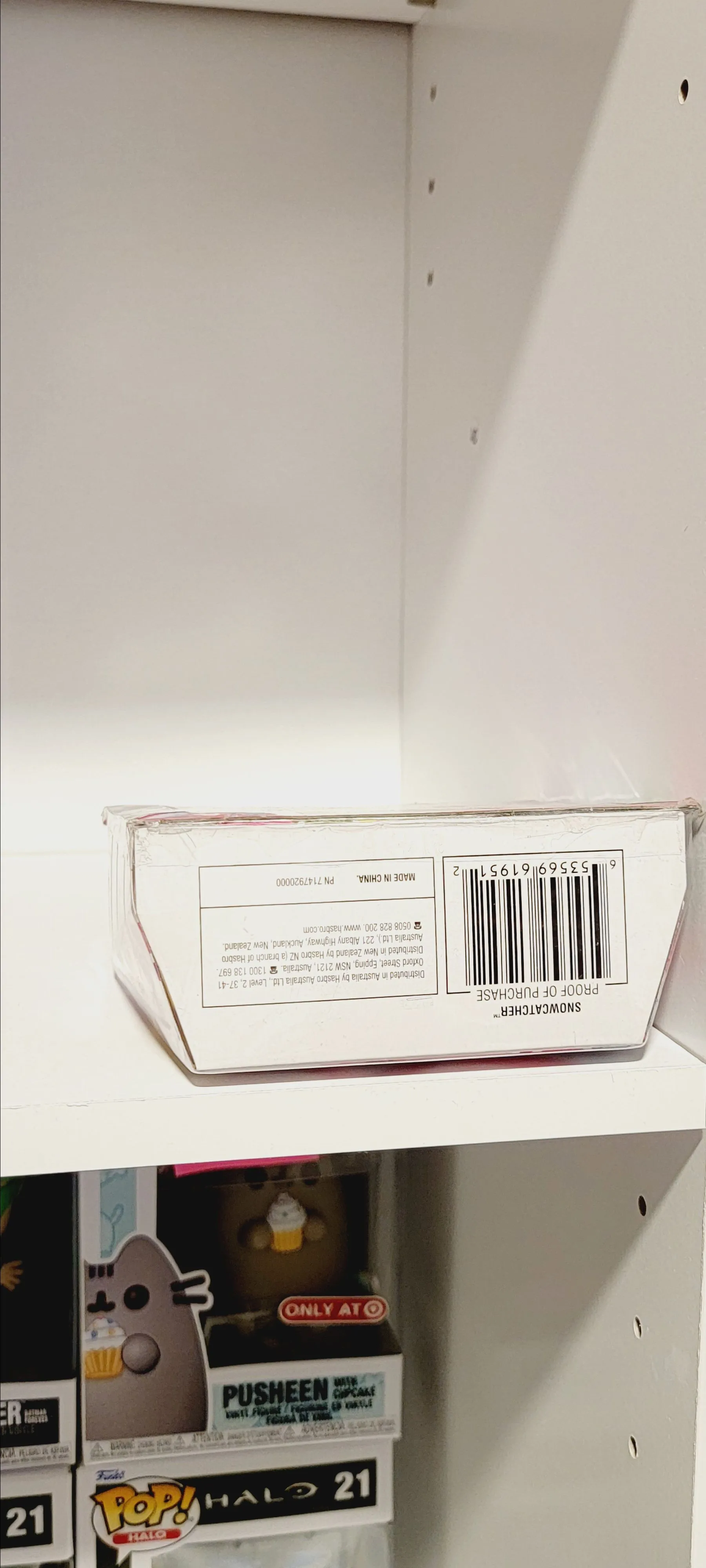 Listing Image Blurred Background