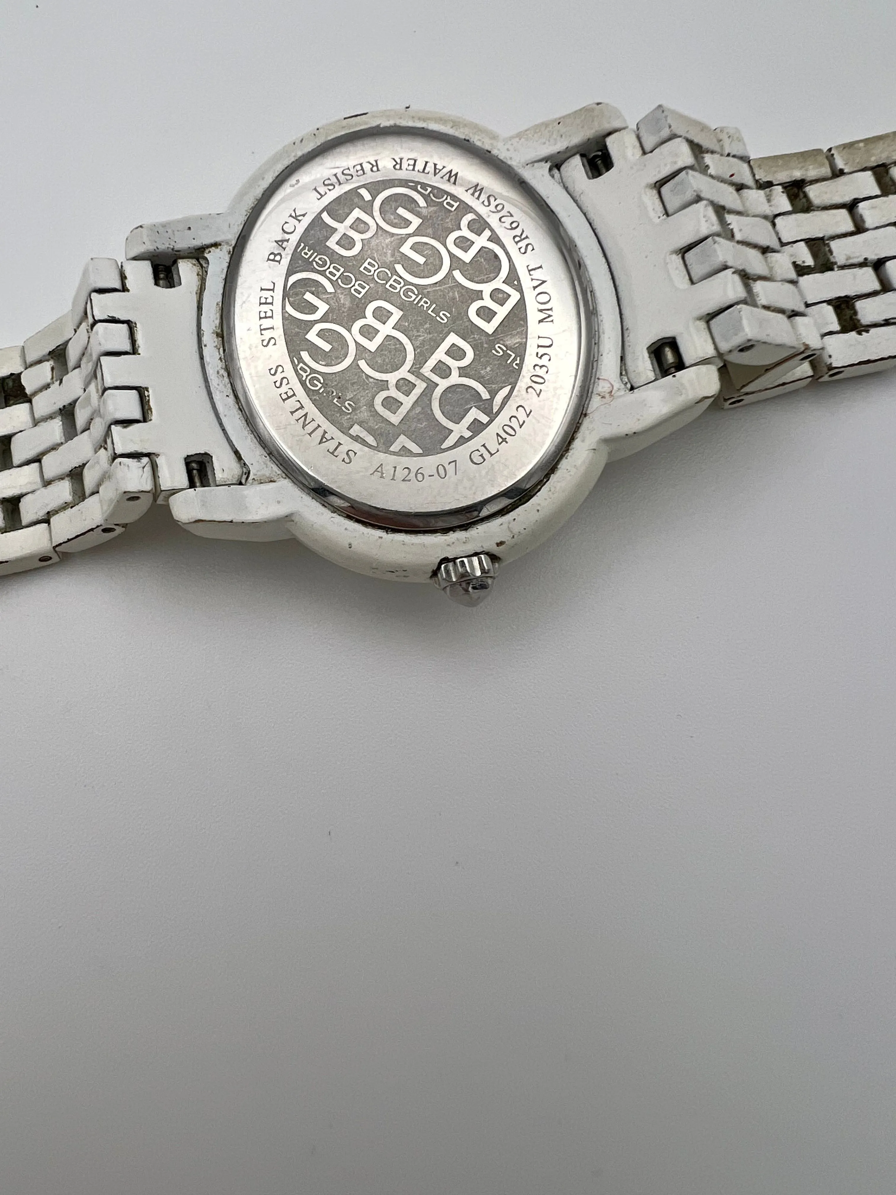 Listing Image Blurred Background