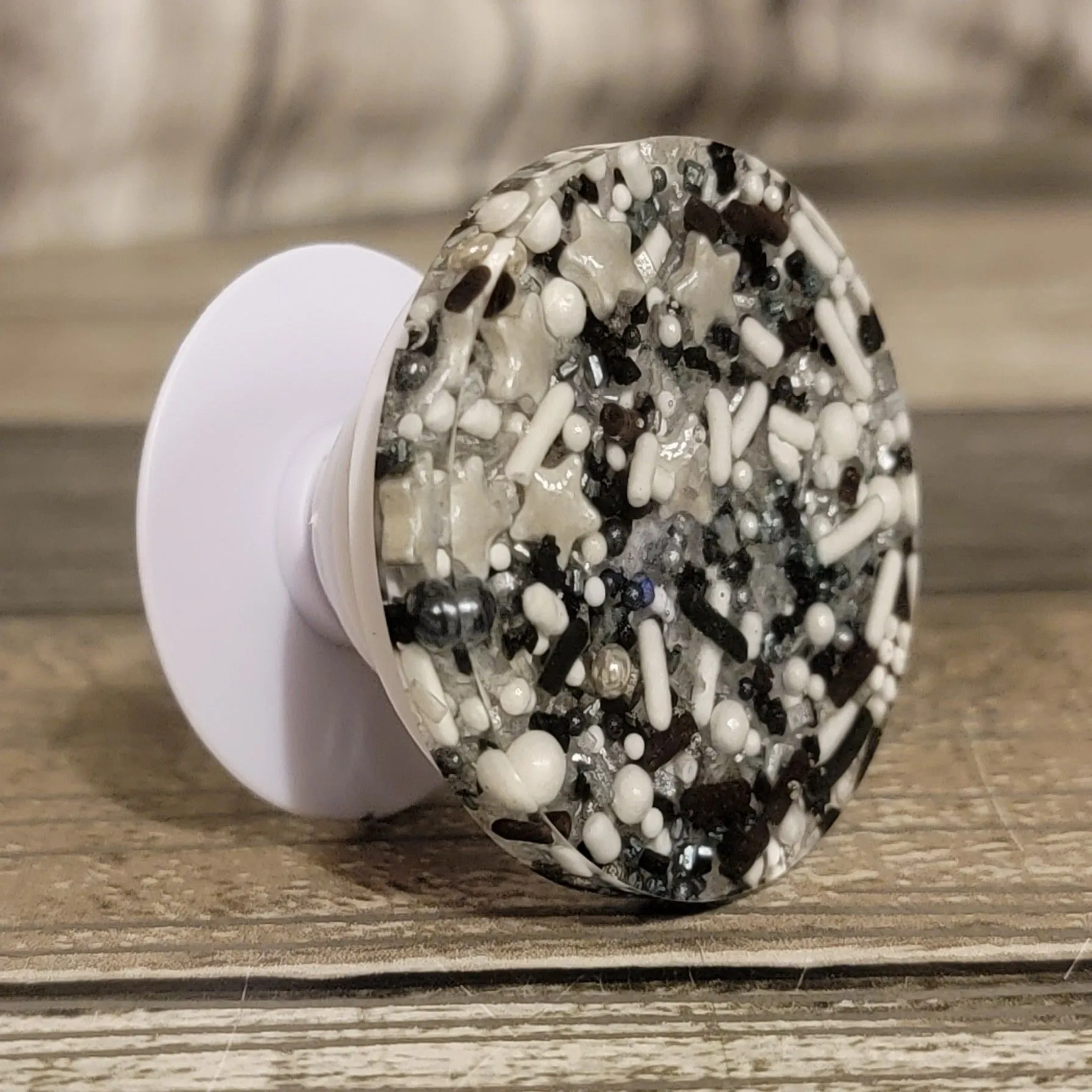Product image for Silver/Black/White Sprinkles Phone Socket/Holder