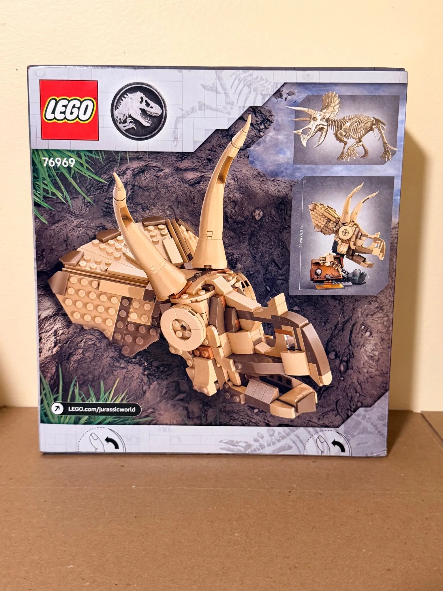 dcb83f82-65d2-44de-92e1-bbd0b93730ef