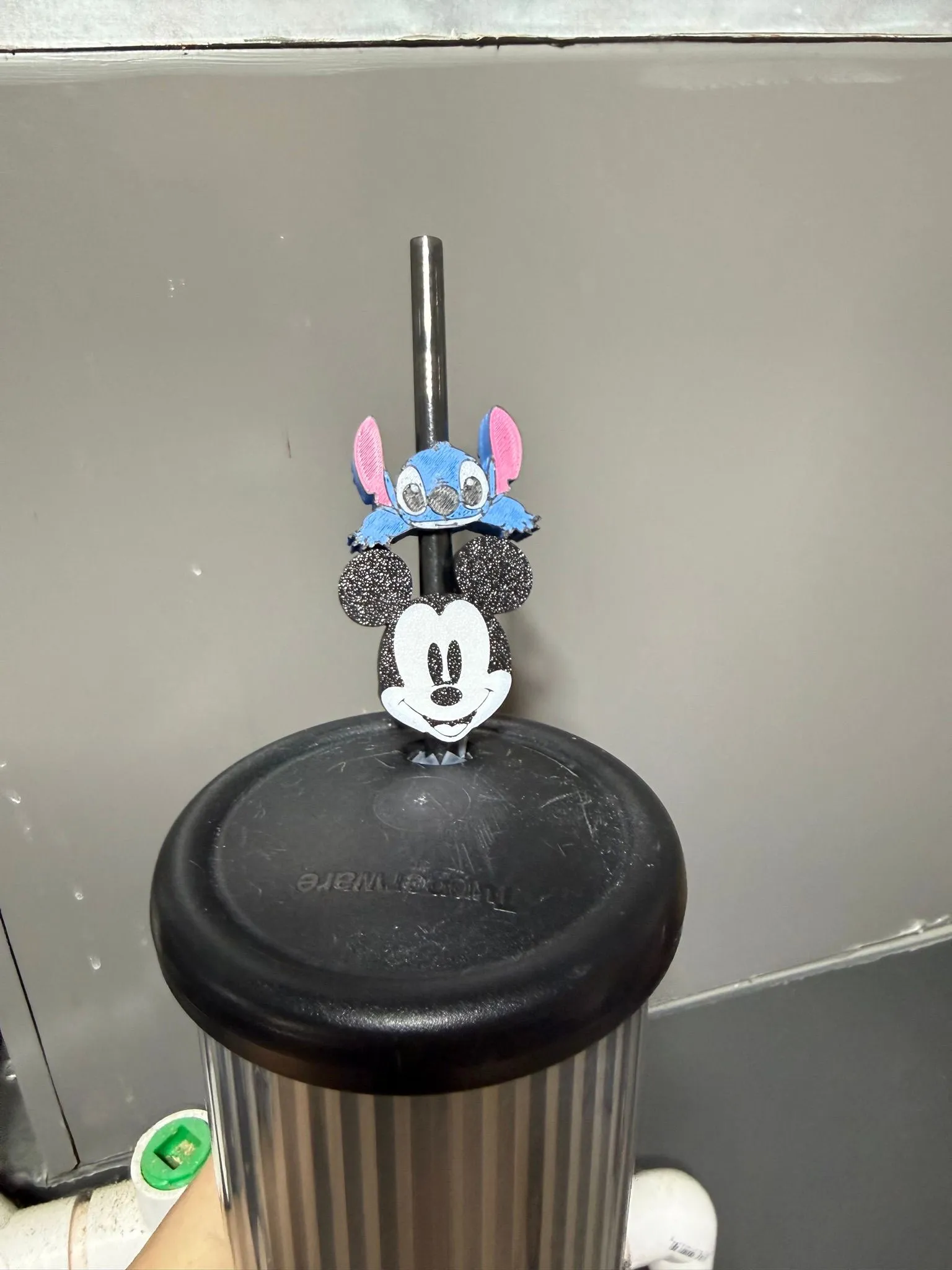 dcee415e-dbf0-4e2f-bf49-a9fec8c18f33