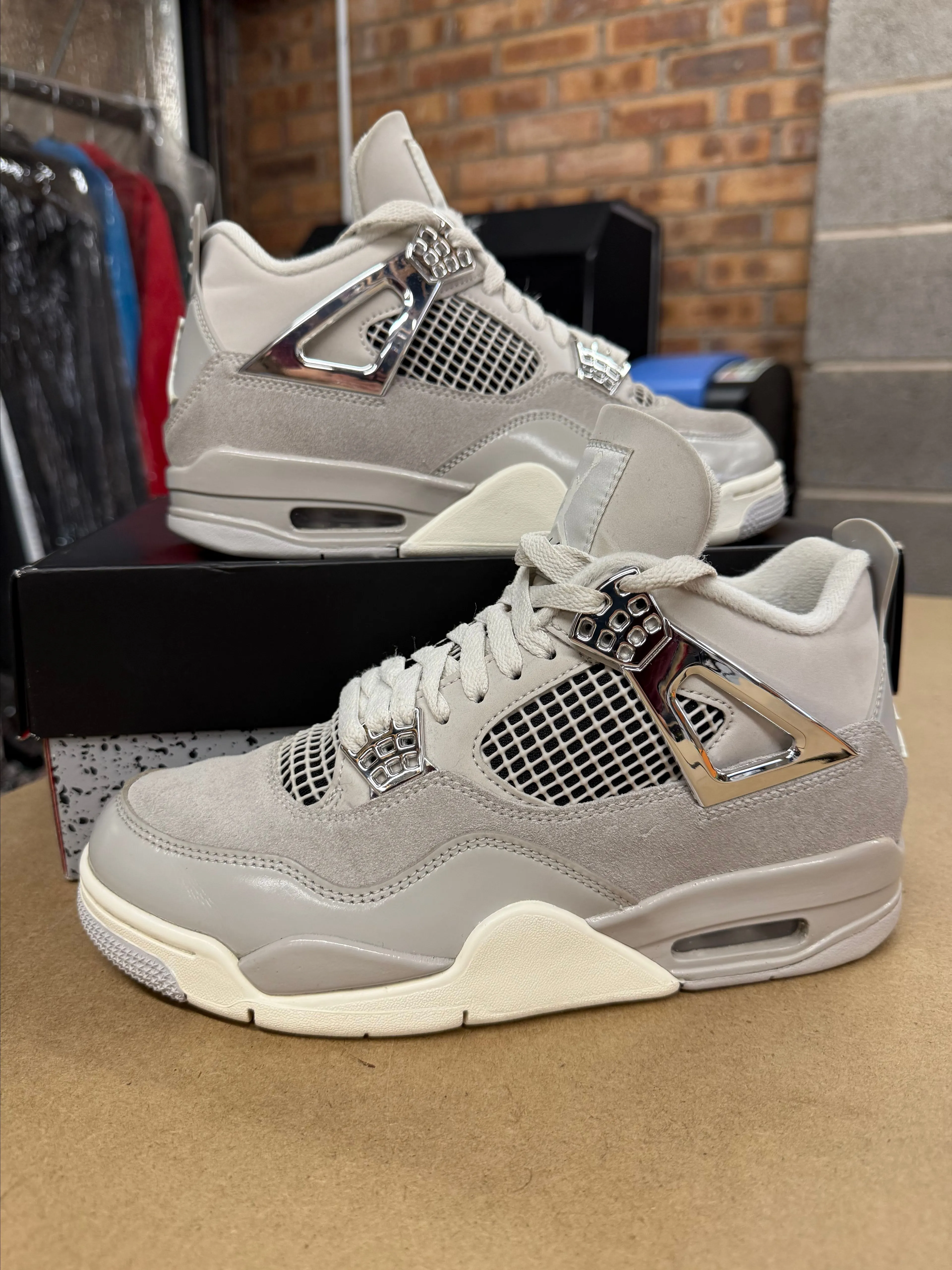 Product image for USED - Jordan 4 Frozen Moments - UK 5.5 - Replacement Box