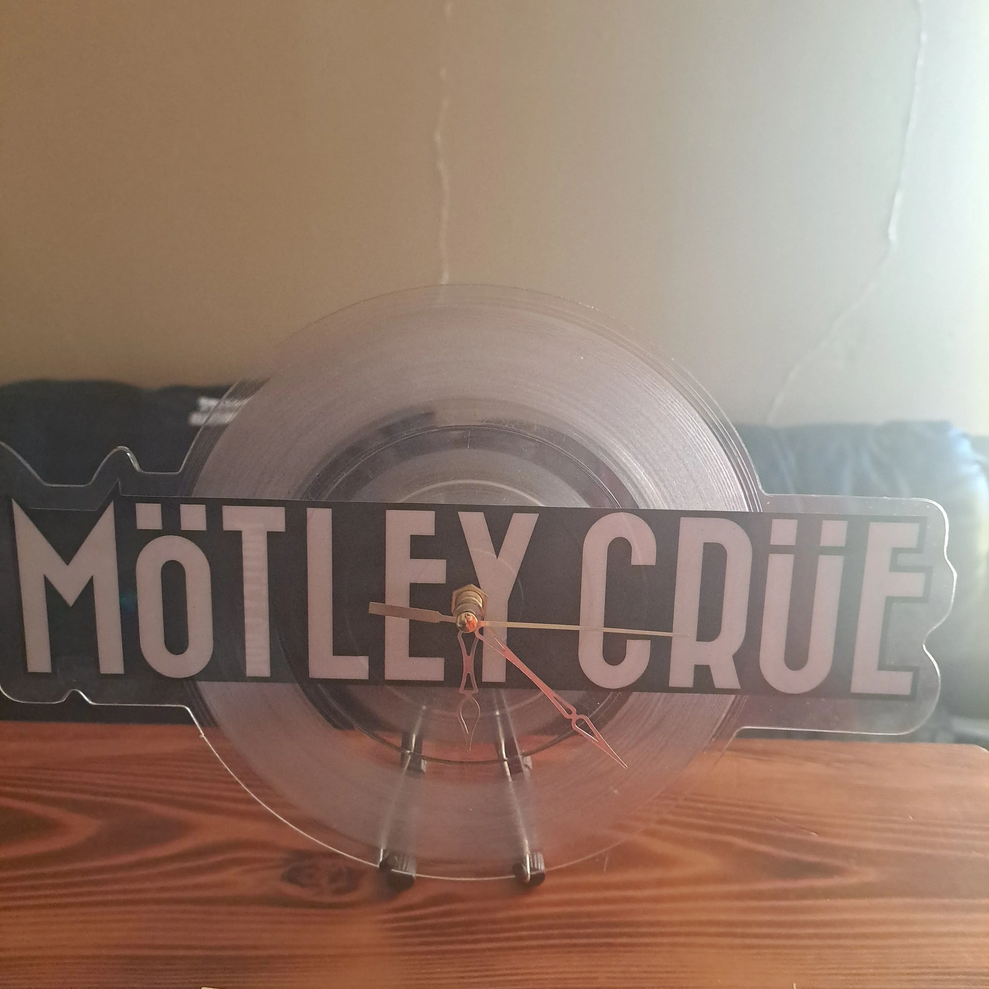 Product image for Motley Crue desk clock with stand