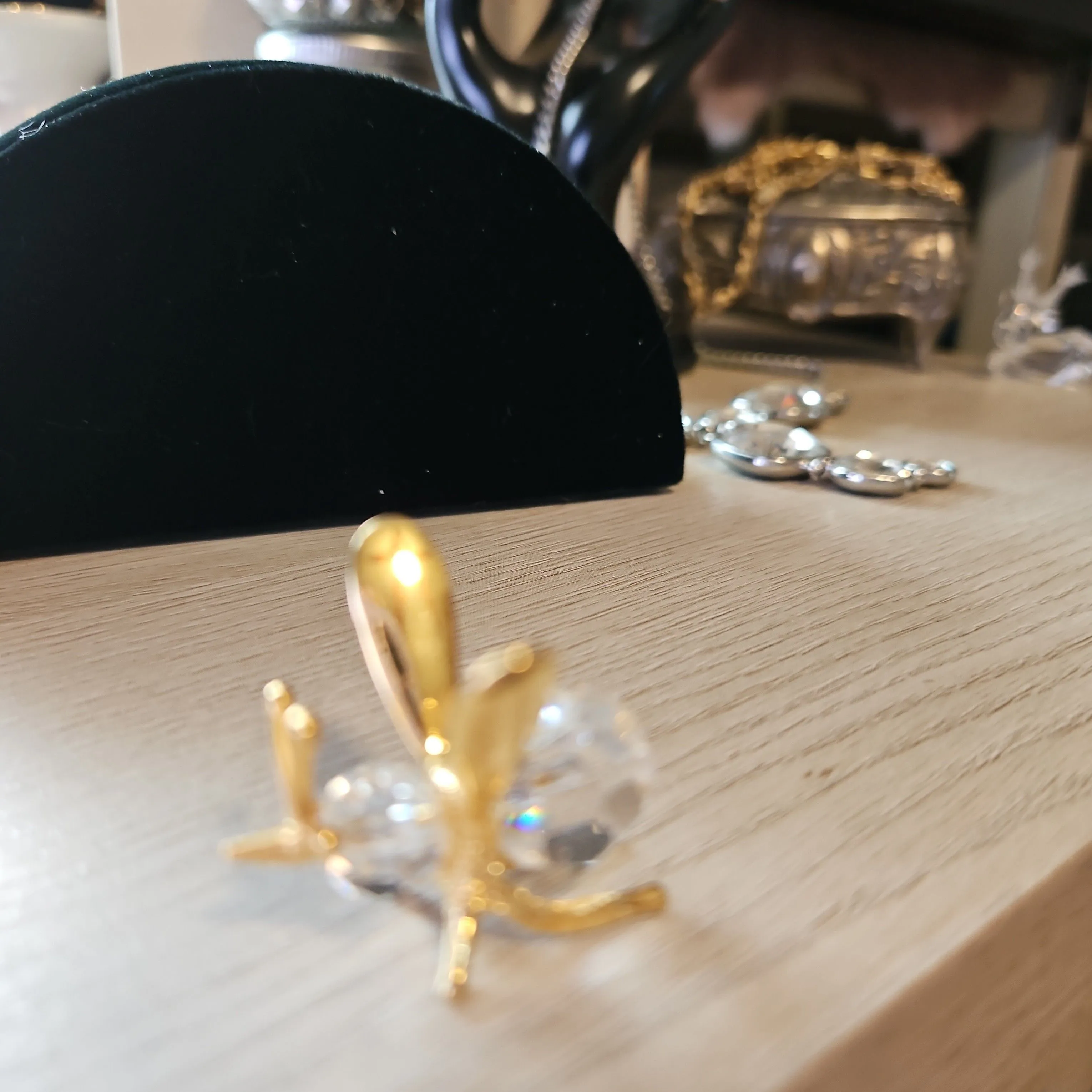 Product image for Crystal Figurine - Crystal and Gold Bee