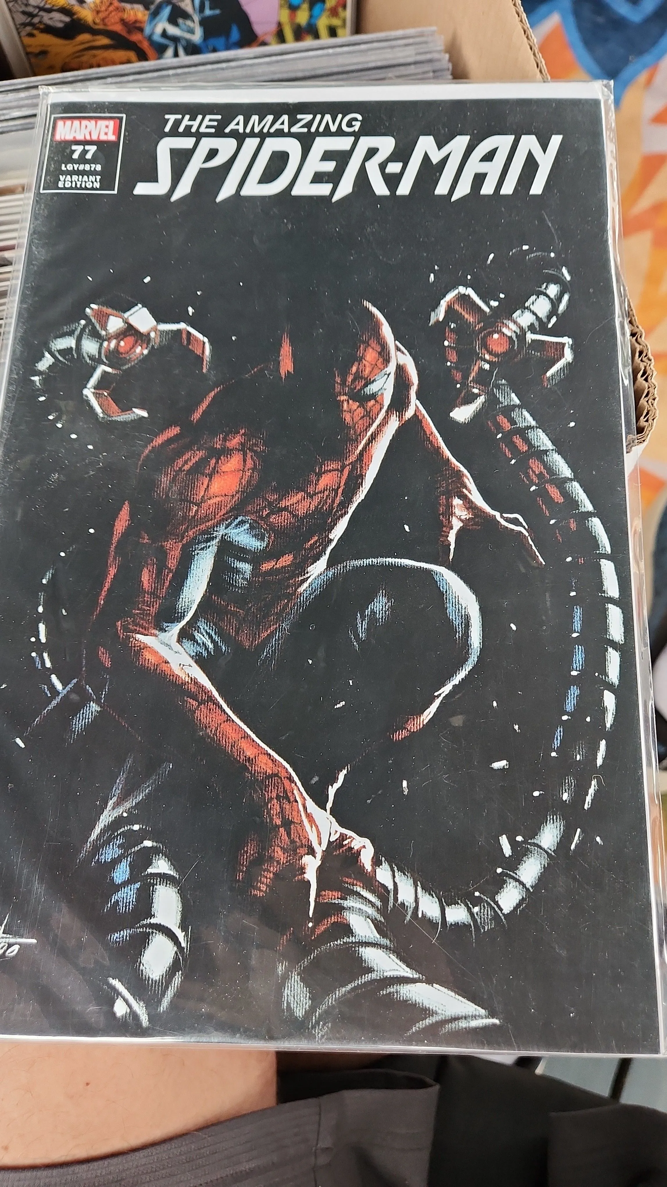 Product image for AMAZING SPIDER-MAN #77 - GABRIELE DELL'OTTO VARIANT 🔑 KEY