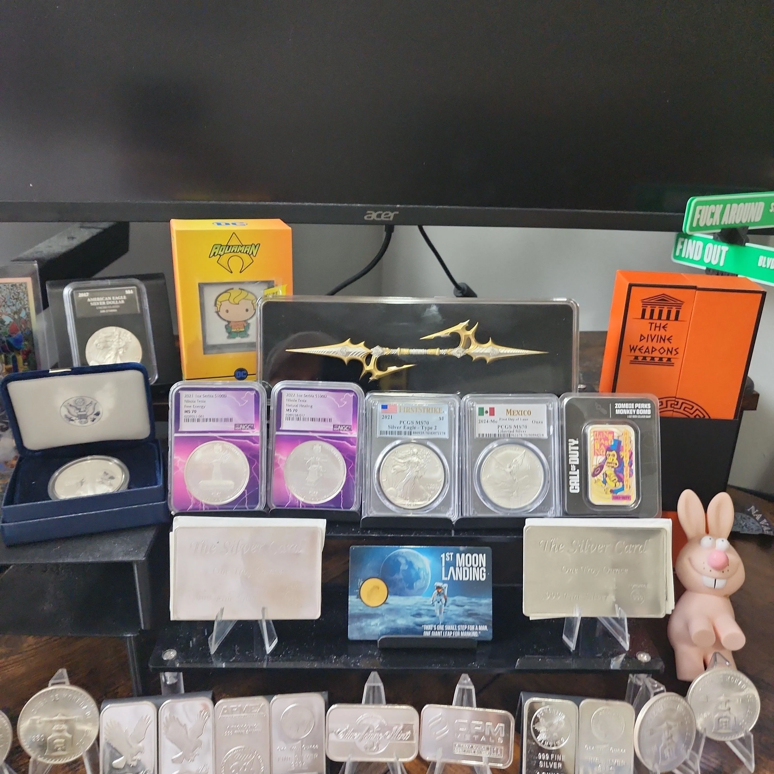 Product image for 1of 100 surprise item