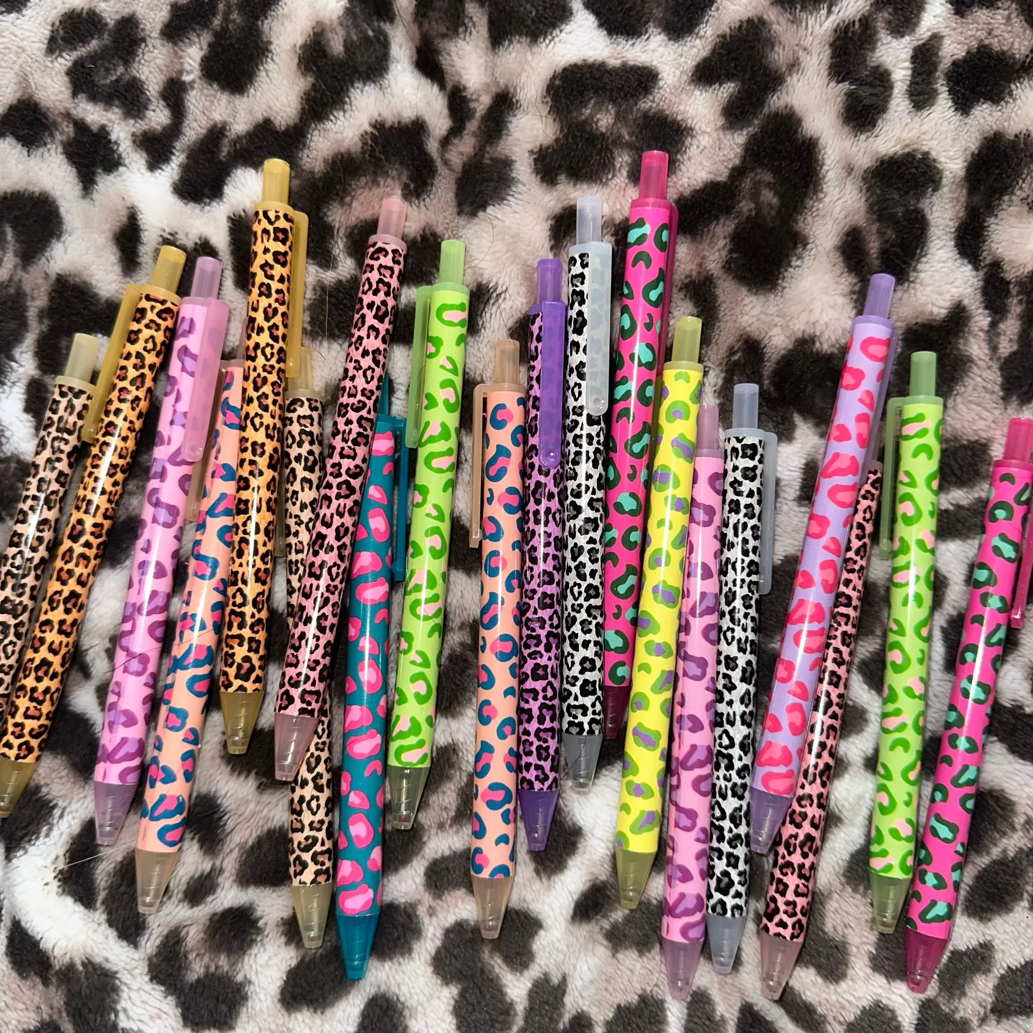 dfe6bb4e-921d-40cb-b31a-e4dc5aeb18c3