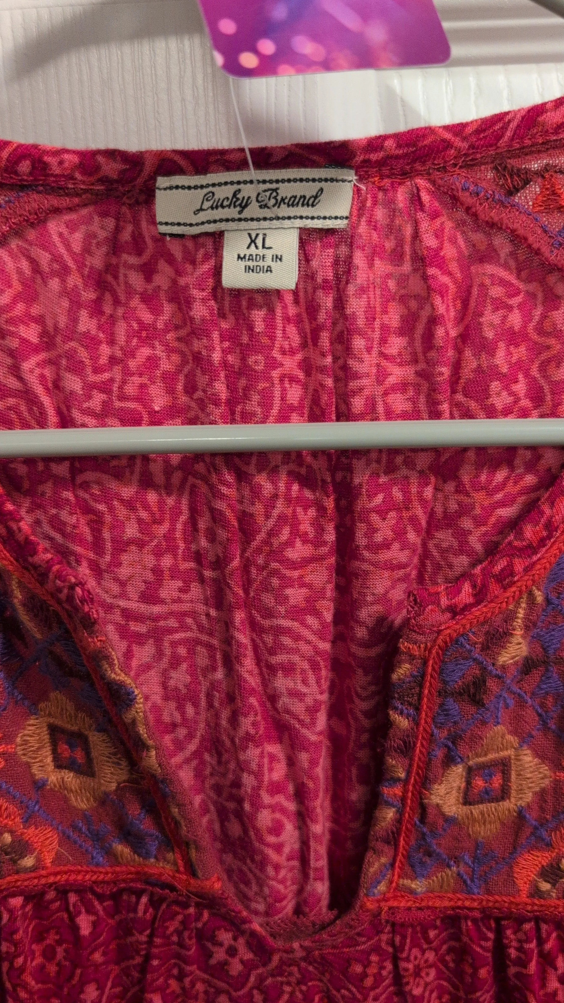 Listing Image Blurred Background