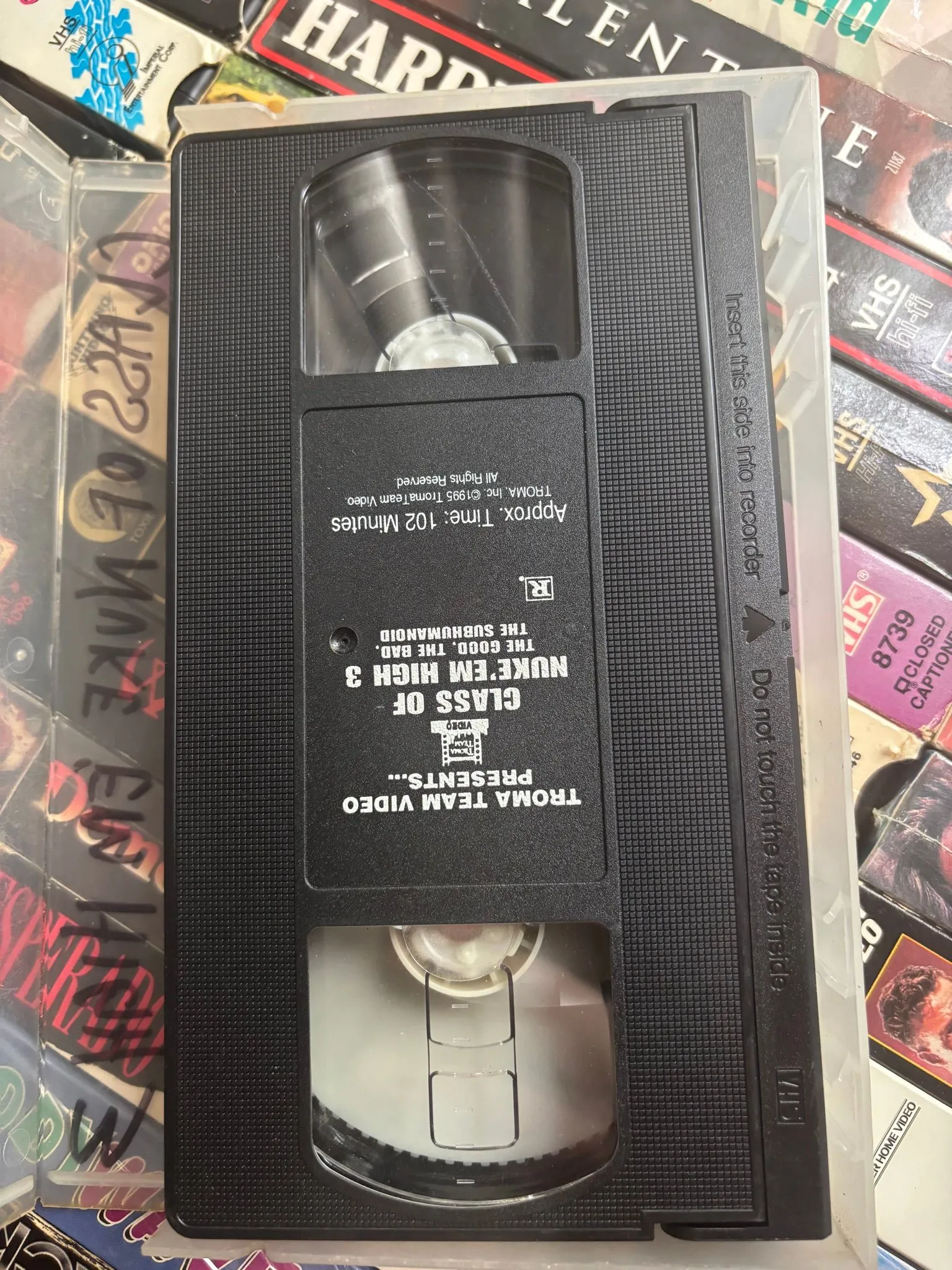 e044d99b-d1af-451f-806d-bb3be480338b