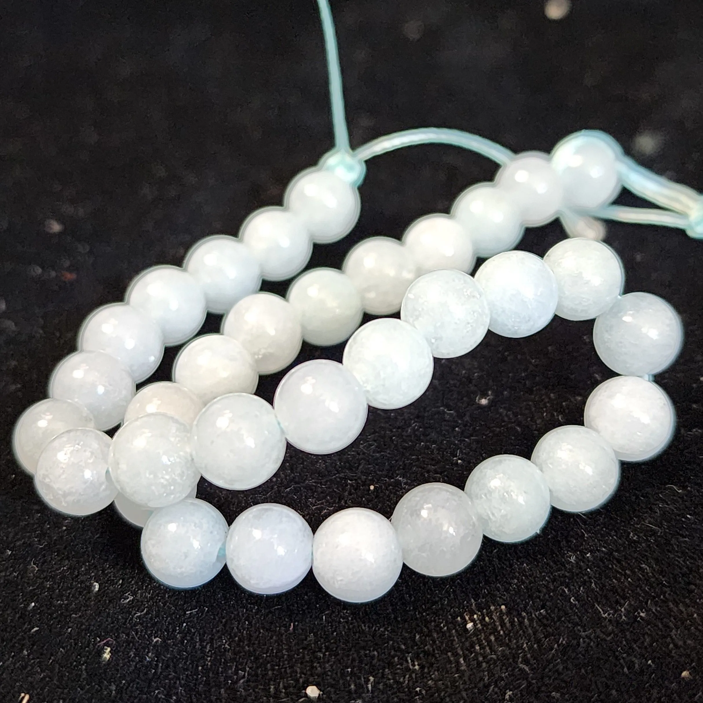 Product image for #08G: Aquamarine Round Beads,  6mm