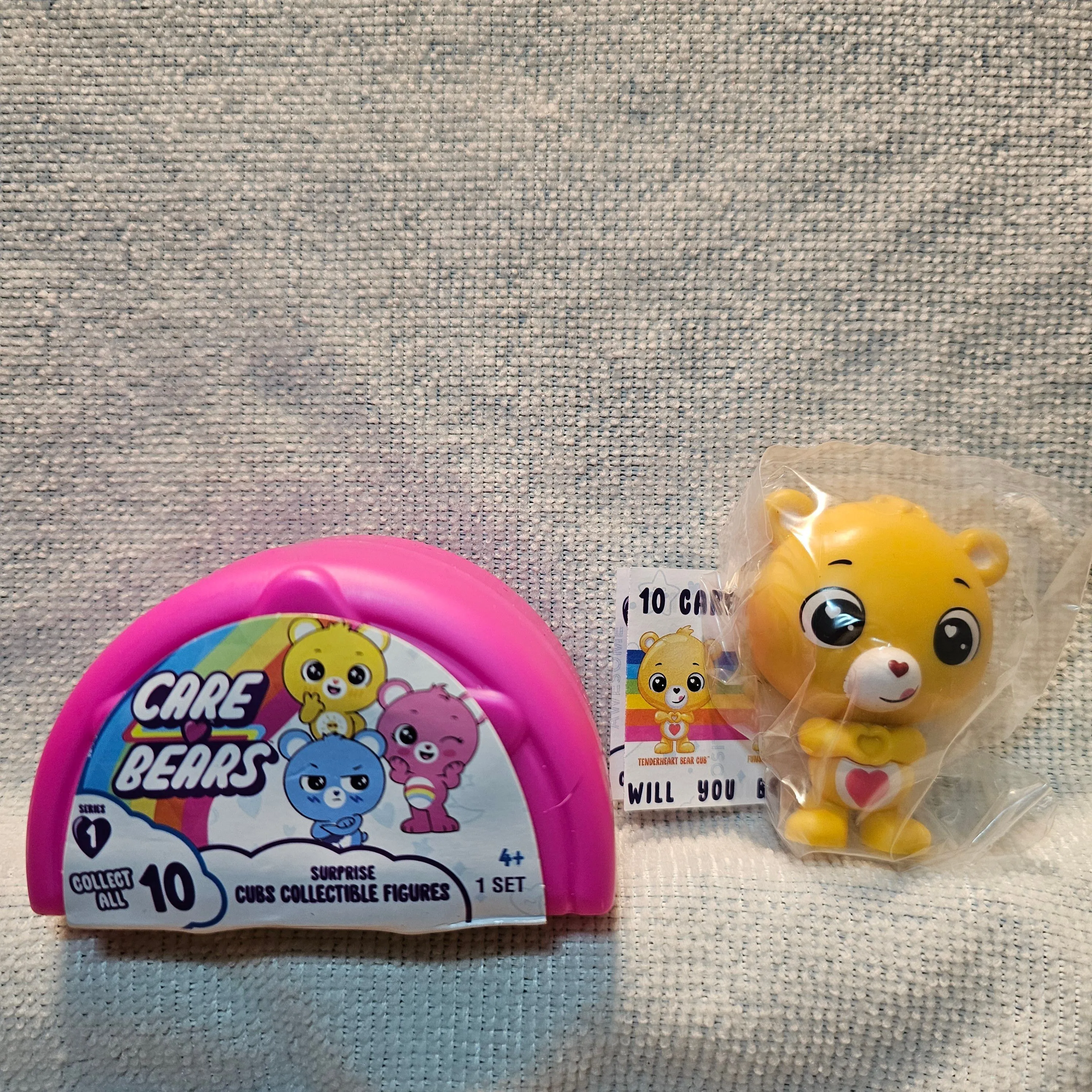 e07f4dc1-9ee9-435d-b5d9-31d943cb37ff