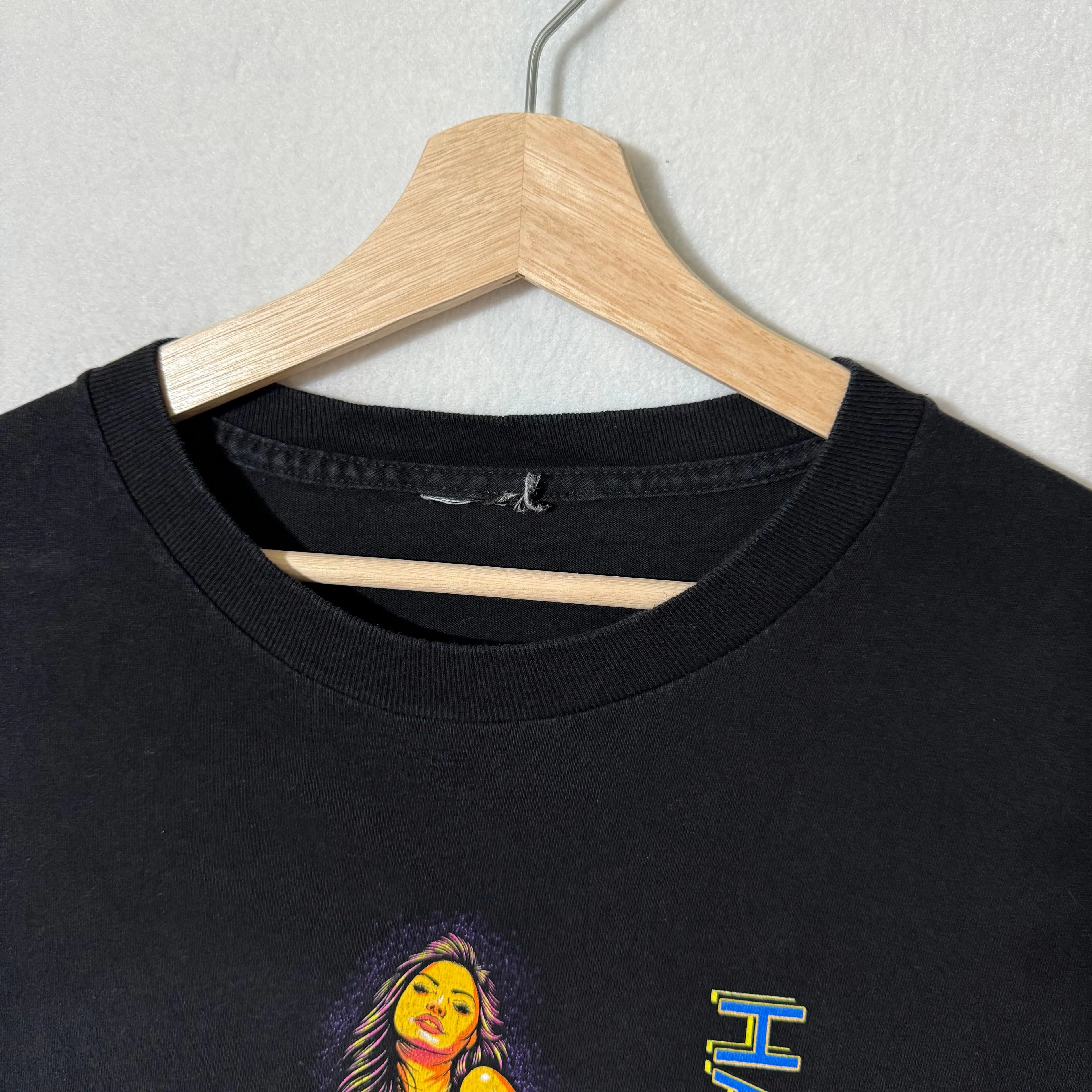 Listing Image Blurred Background