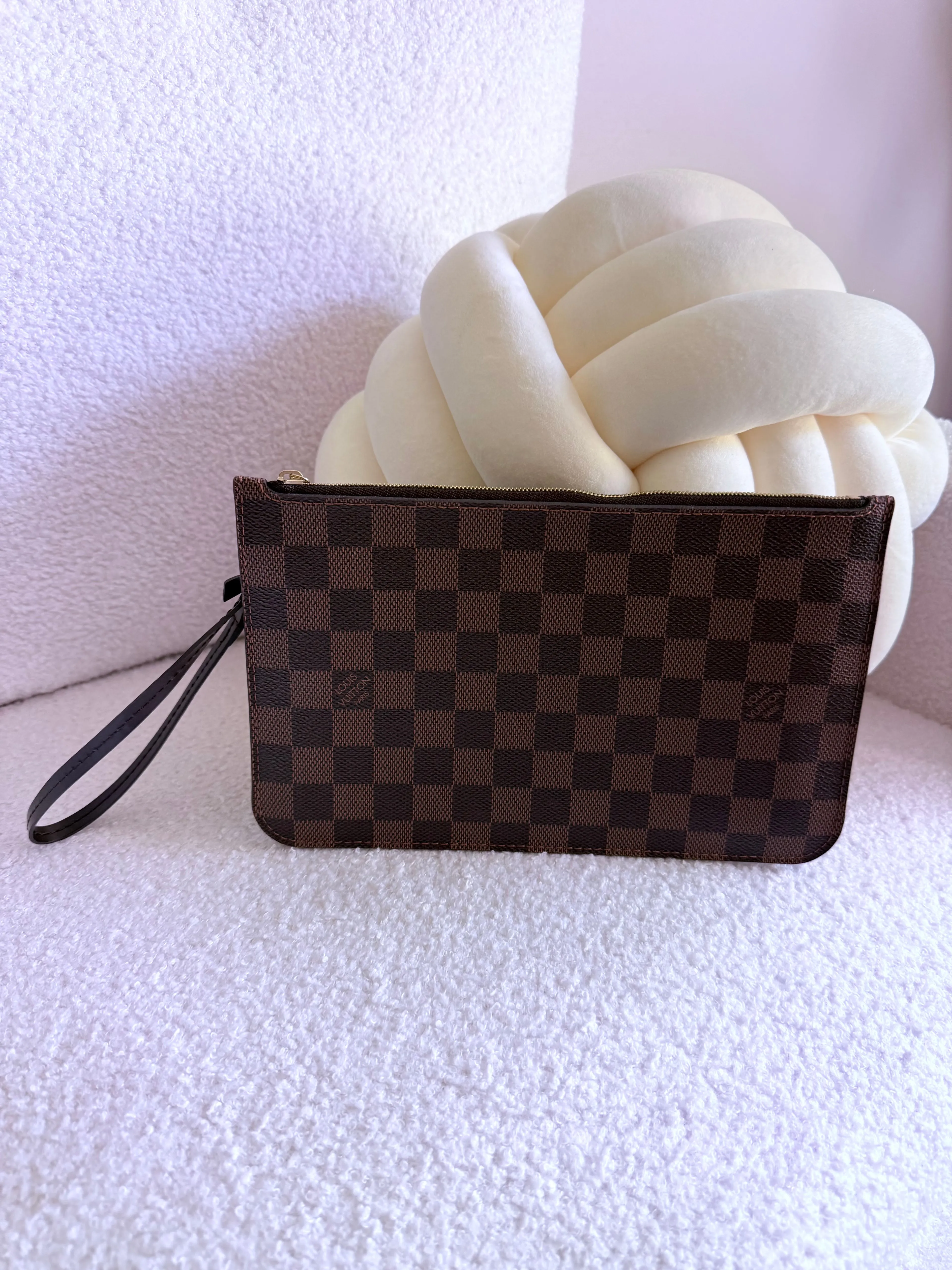 Product image for LV Damier Ebene Pochette MM