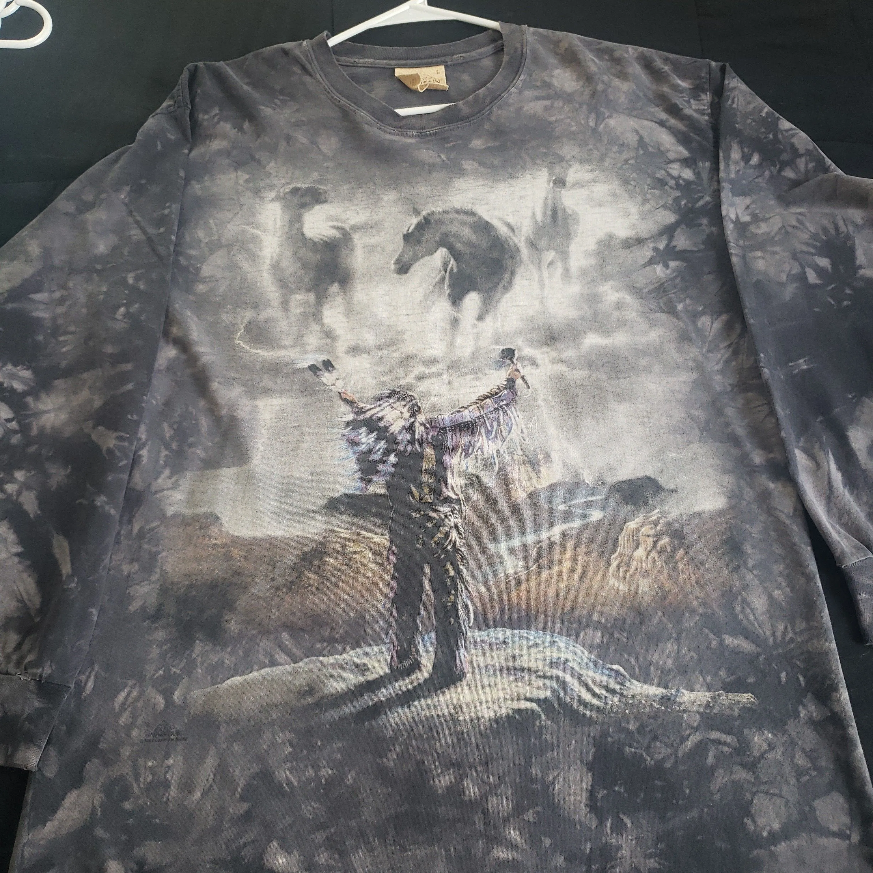 Product image for Vintage The Mountain T