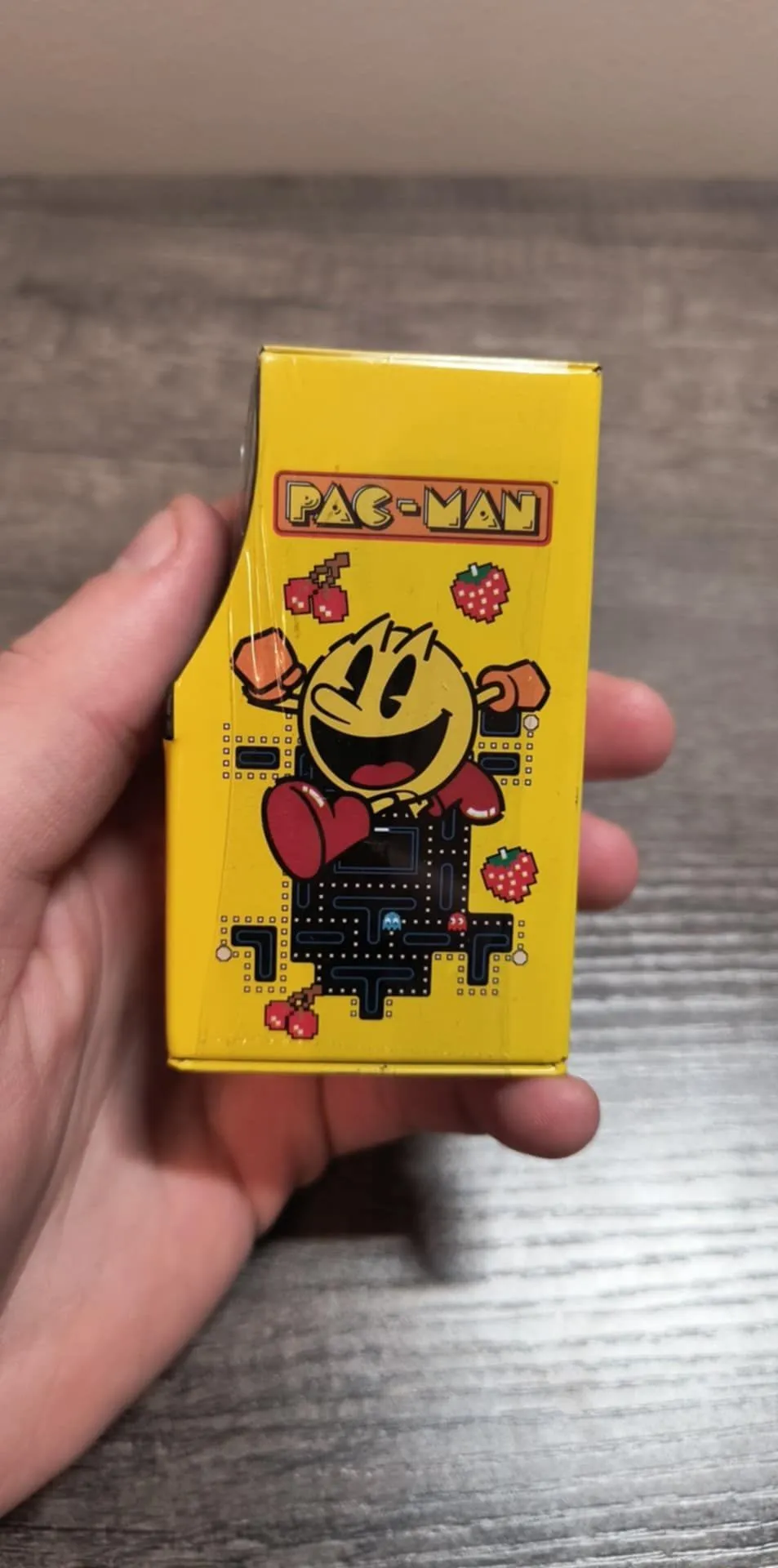 Product image for Pacman Arcade Strawberry Candy Tin